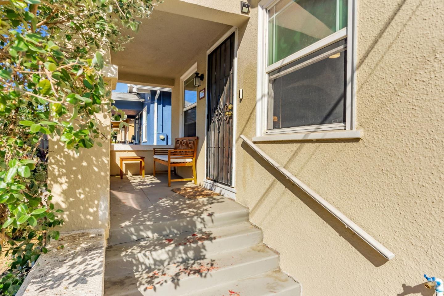 Oakland, California, 94601, United States, 2 Bedrooms Bedrooms, ,2 BathroomsBathrooms,Residential,For Sale,1901407