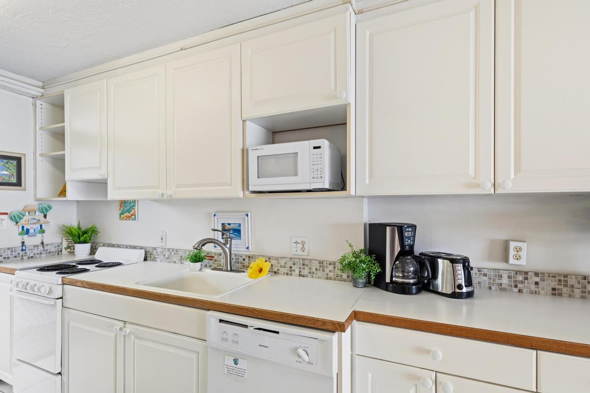 Kailua-Kona, Hawaii, 96740, United States, ,1 BathroomBathrooms,Residential,For Sale,1997056