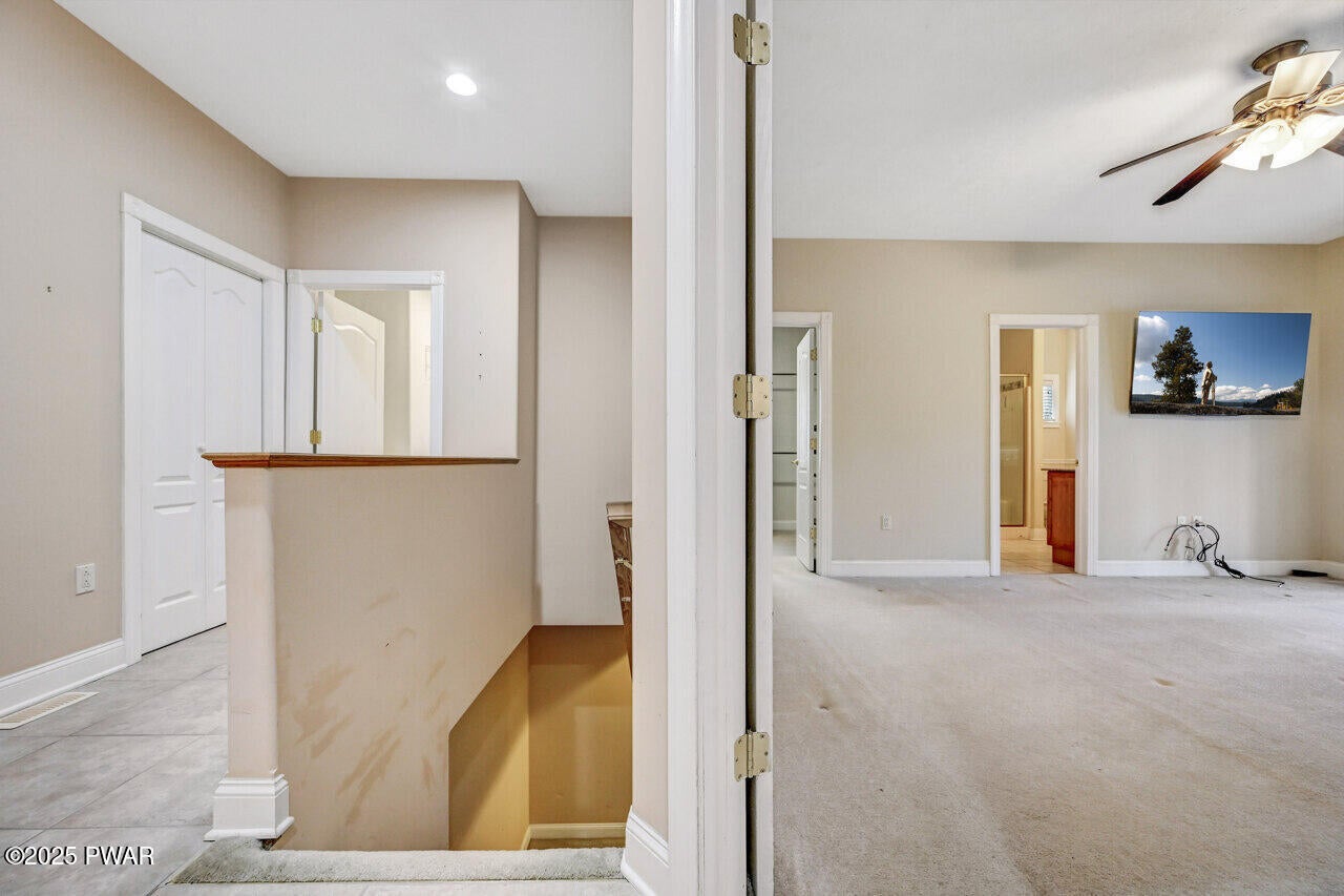 Lords Valley, Pennsylvania, 18428, United States, 3 Bedrooms Bedrooms, ,3 BathroomsBathrooms,Residential,For Sale,2005148