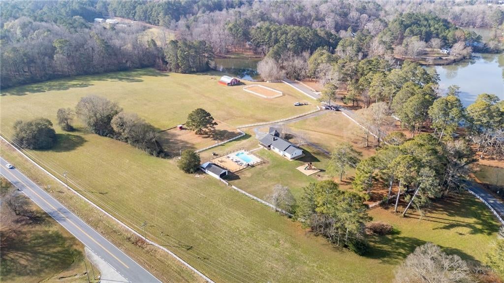 Calhoun, Georgia, 30701, United States, 4 Bedrooms Bedrooms, ,4 BathroomsBathrooms,Residential,For Sale,2005129