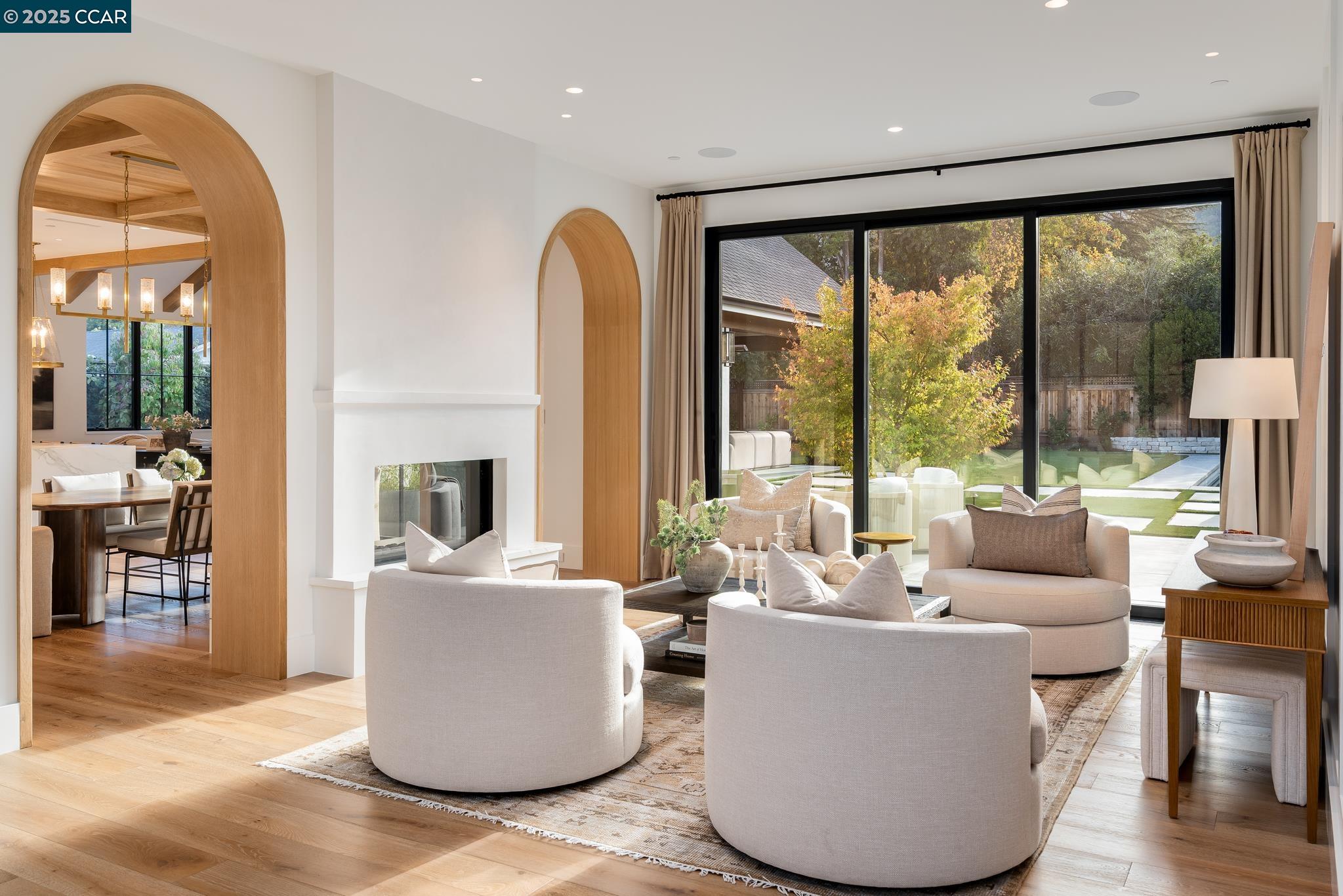 Alamo, California, 94507, United States, 5 Bedrooms Bedrooms, ,4 BathroomsBathrooms,Residential,For Sale,1998820