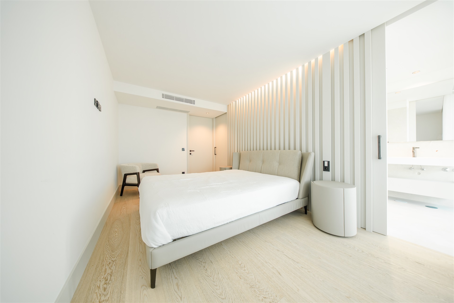  Semi-detached house, 4 bedrooms, for Sale - 物件實景