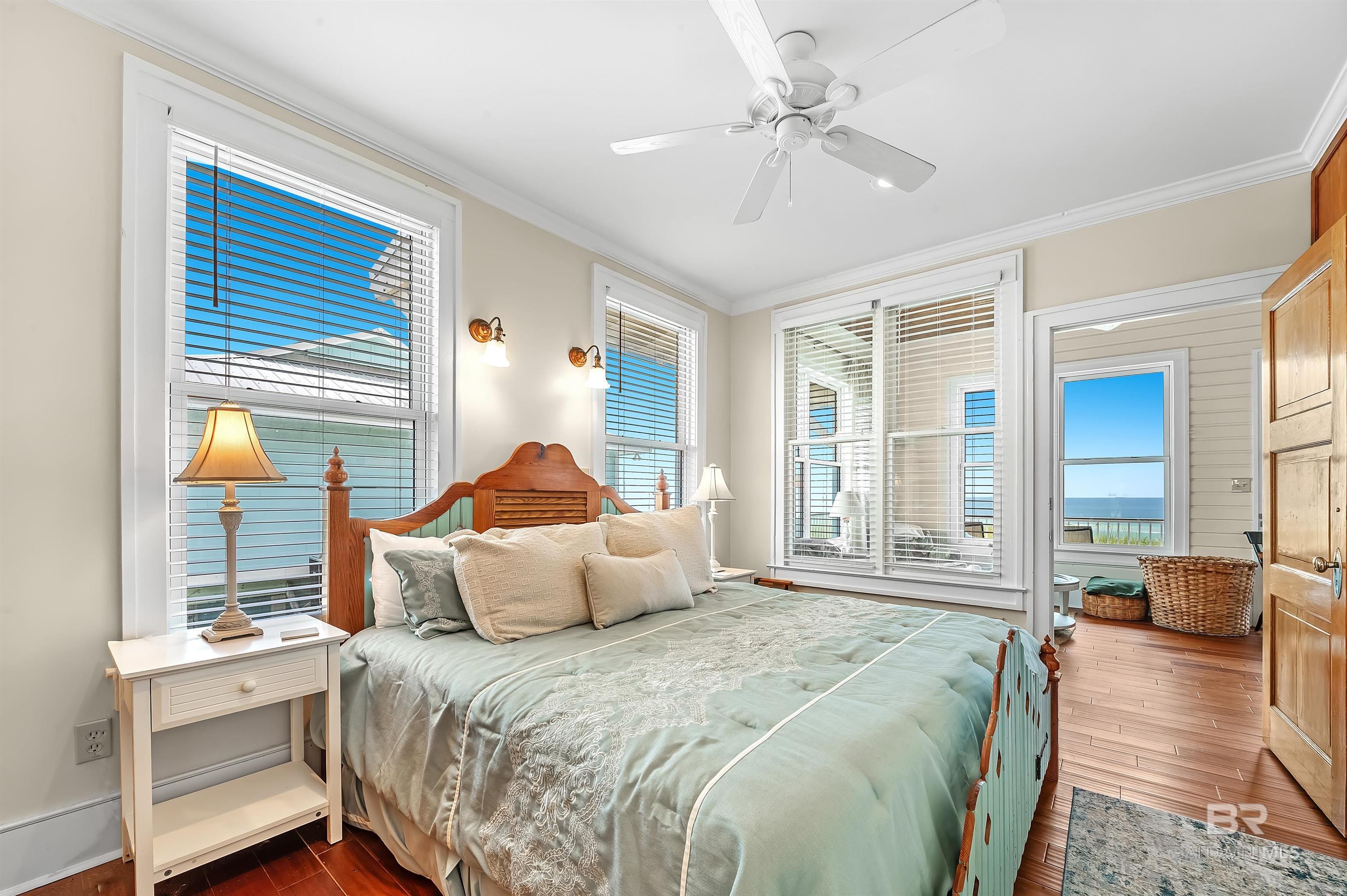 Gulf Shores, Alabama, 36542, United States, 4 Bedrooms Bedrooms, ,3 BathroomsBathrooms,Residential,For Sale,1982216