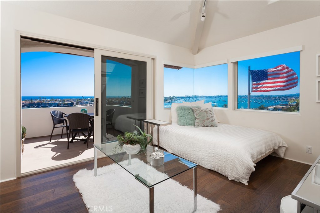 Corona del Mar, California, 92625, United States, 4 Bedrooms Bedrooms, ,4 BathroomsBathrooms,Residential,For Sale,1874360