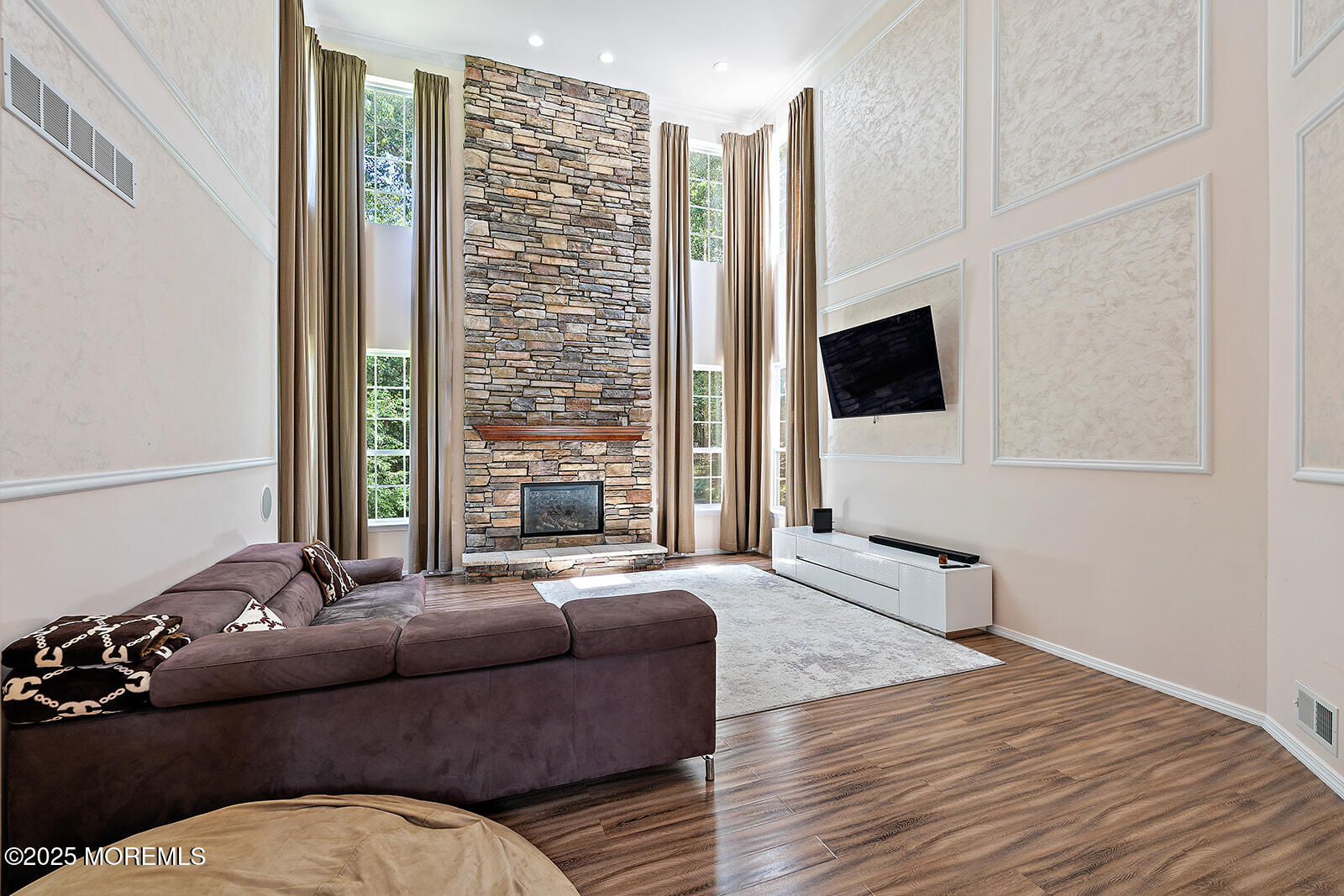 Jackson, New Jersey, 08527, United States, 4 Bedrooms Bedrooms, ,4 BathroomsBathrooms,Residential,For Sale,1975886