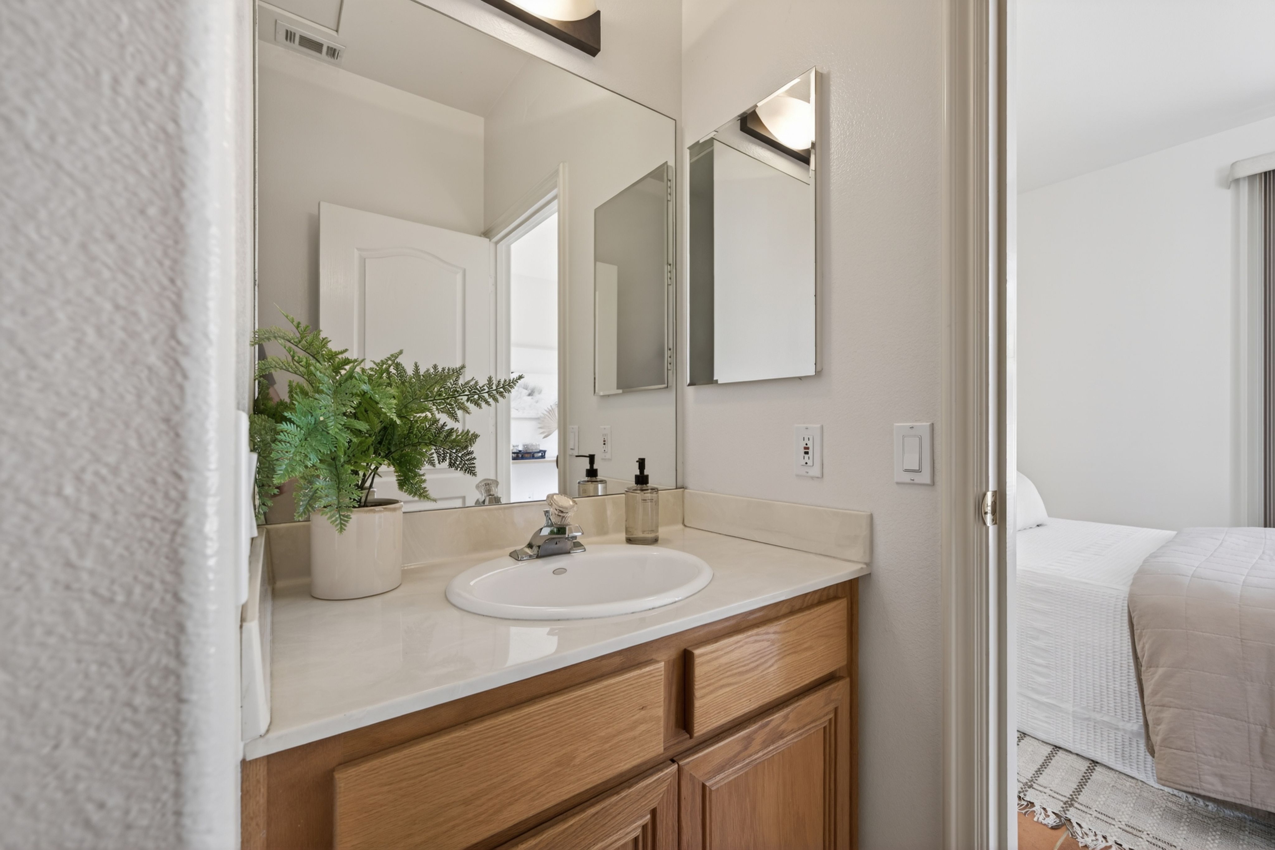  1602 Grace Court, Camarillo, CA 93010 - 物件實景