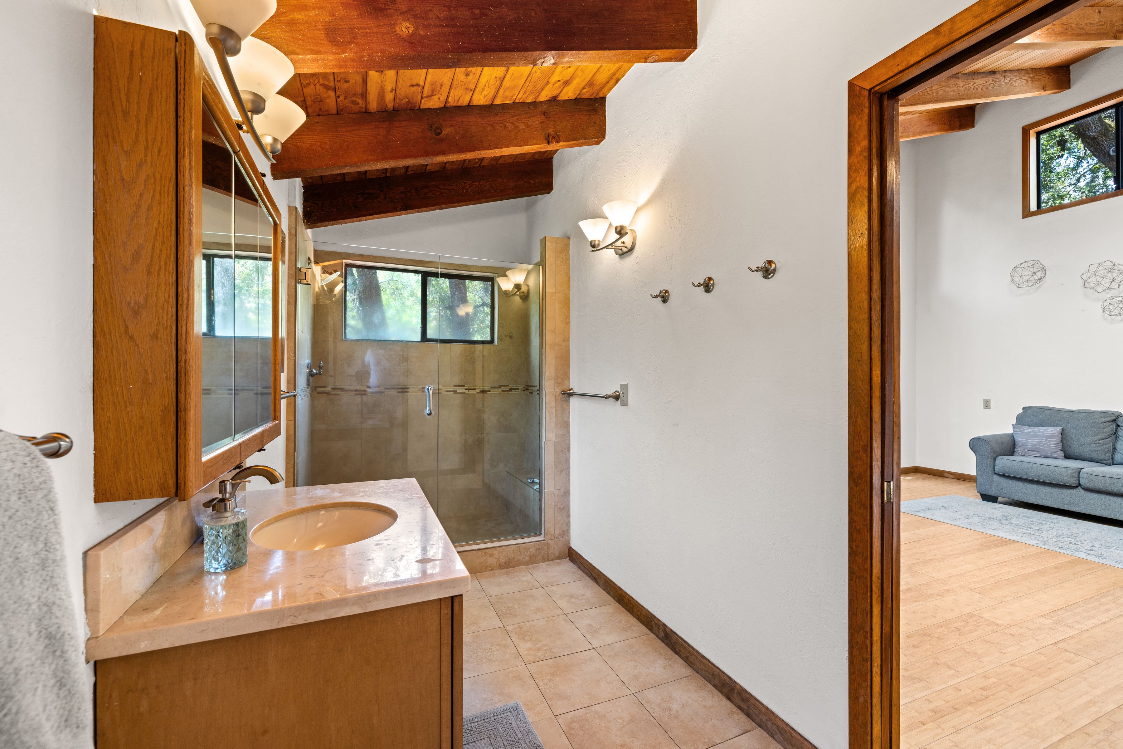  1595 Warm Springs Road - 物件實景