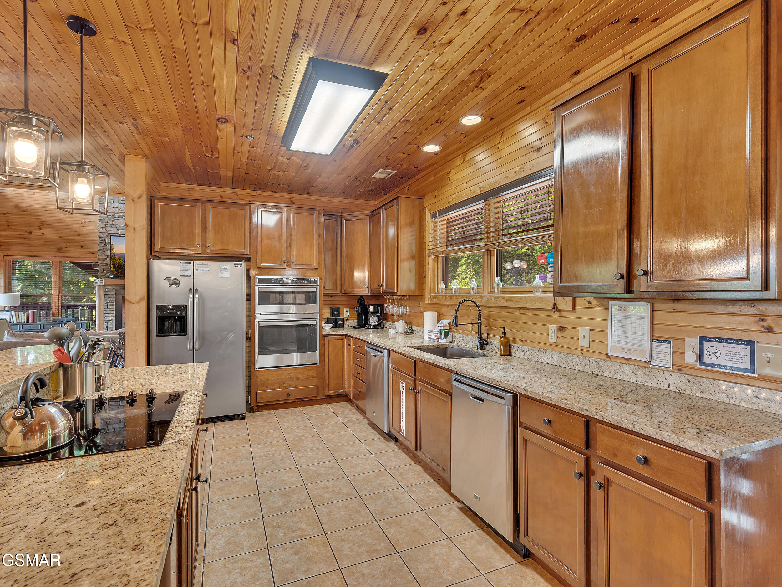 Gatlinburg, Tennessee, 37738, United States, 8 Bedrooms Bedrooms, ,10 BathroomsBathrooms,Residential,For Sale,1977242