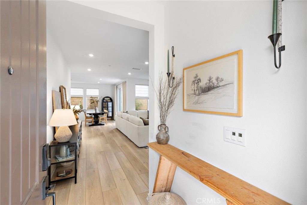 Corona, California, 92883, United States, 3 Bedrooms Bedrooms, ,3 BathroomsBathrooms,Residential,For Sale,1903718