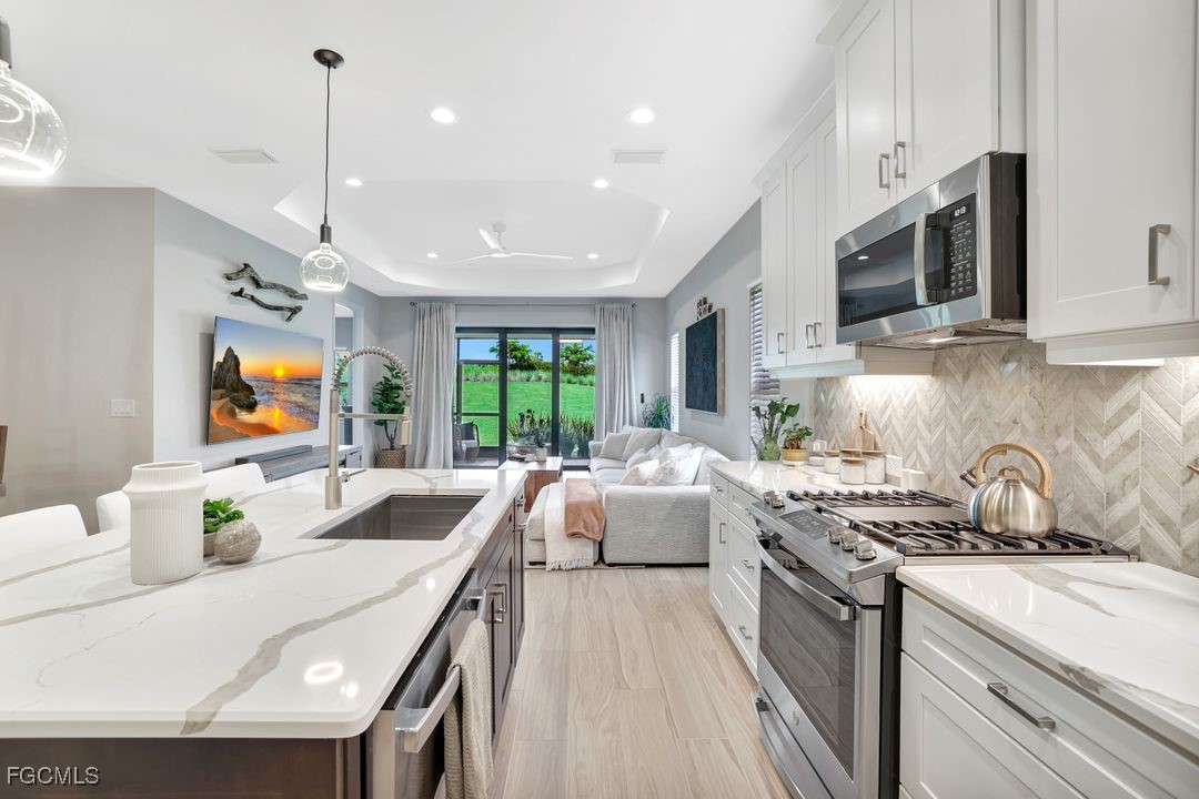 Naples, Florida, 34120, United States, 3 Bedrooms Bedrooms, ,2 BathroomsBathrooms,Residential,For Sale,1979736