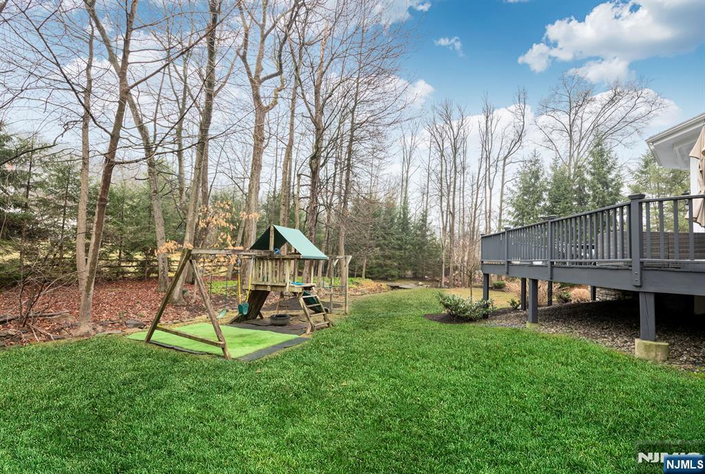 Tenafly, New Jersey, 07670, United States, 6 Bedrooms Bedrooms, ,5 BathroomsBathrooms,Residential,For Sale,1743574