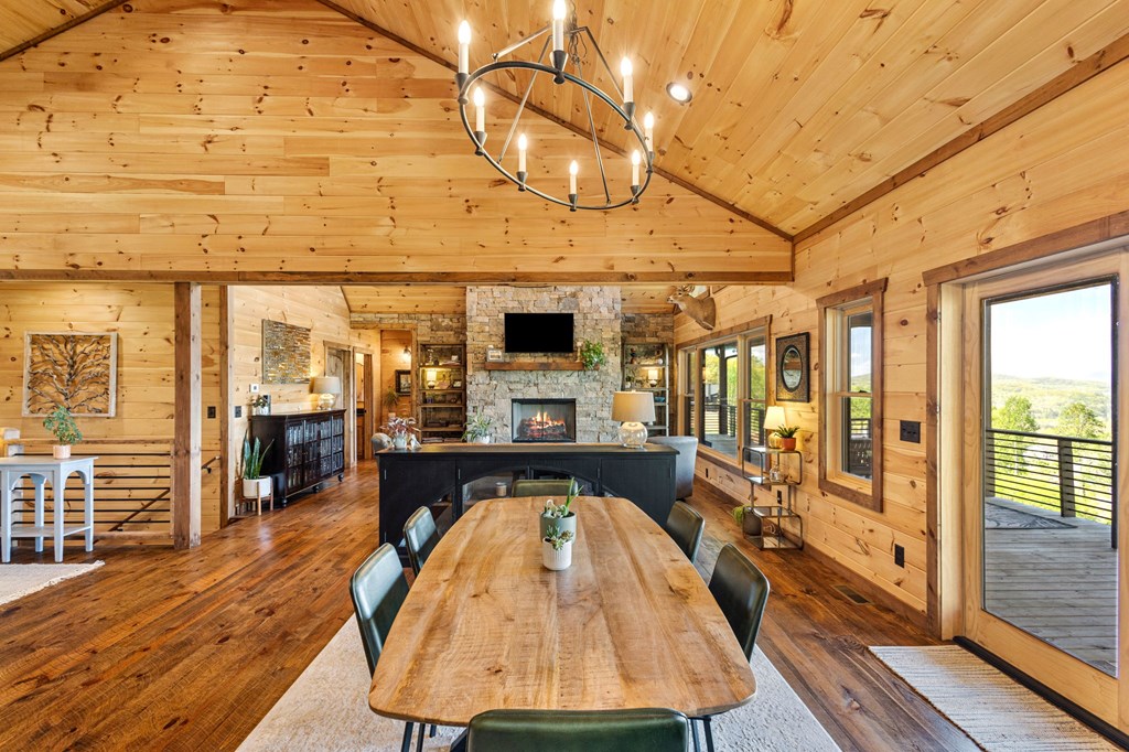 Morganton, Georgia, 30560, United States, 3 Bedrooms Bedrooms, ,3 BathroomsBathrooms,Residential,For Sale,1983802