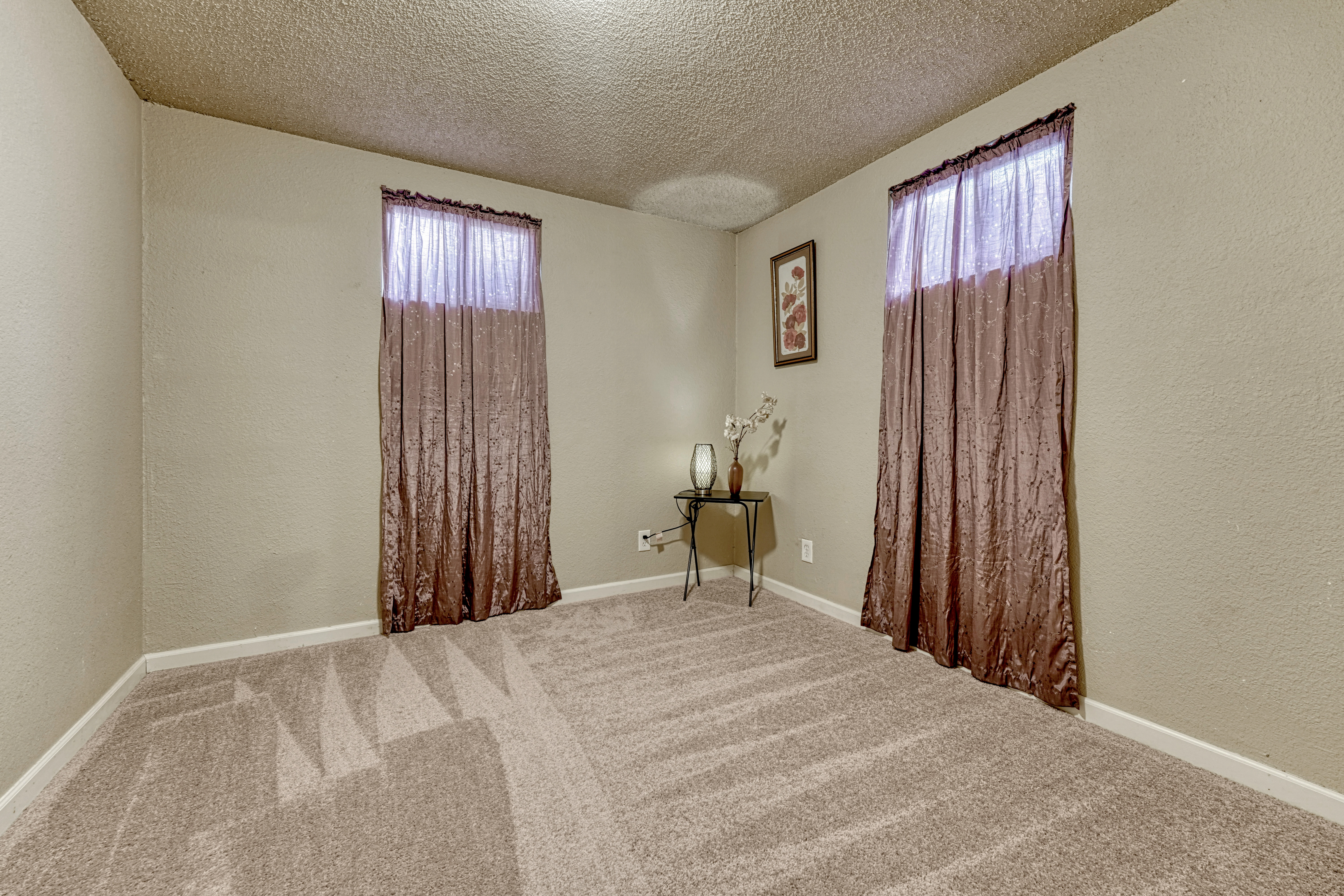  Move-In Ready Ranch Home with 6 Bedrooms in Southburough - 物件實景