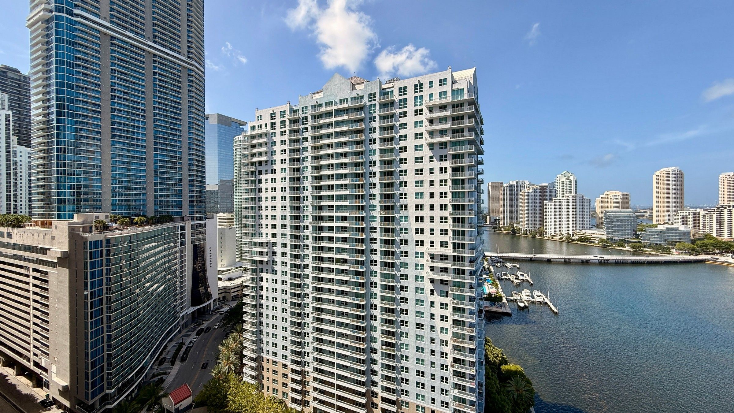  1155 Brickell Bay Dr, Miami, FL, 33131 - 物件實景