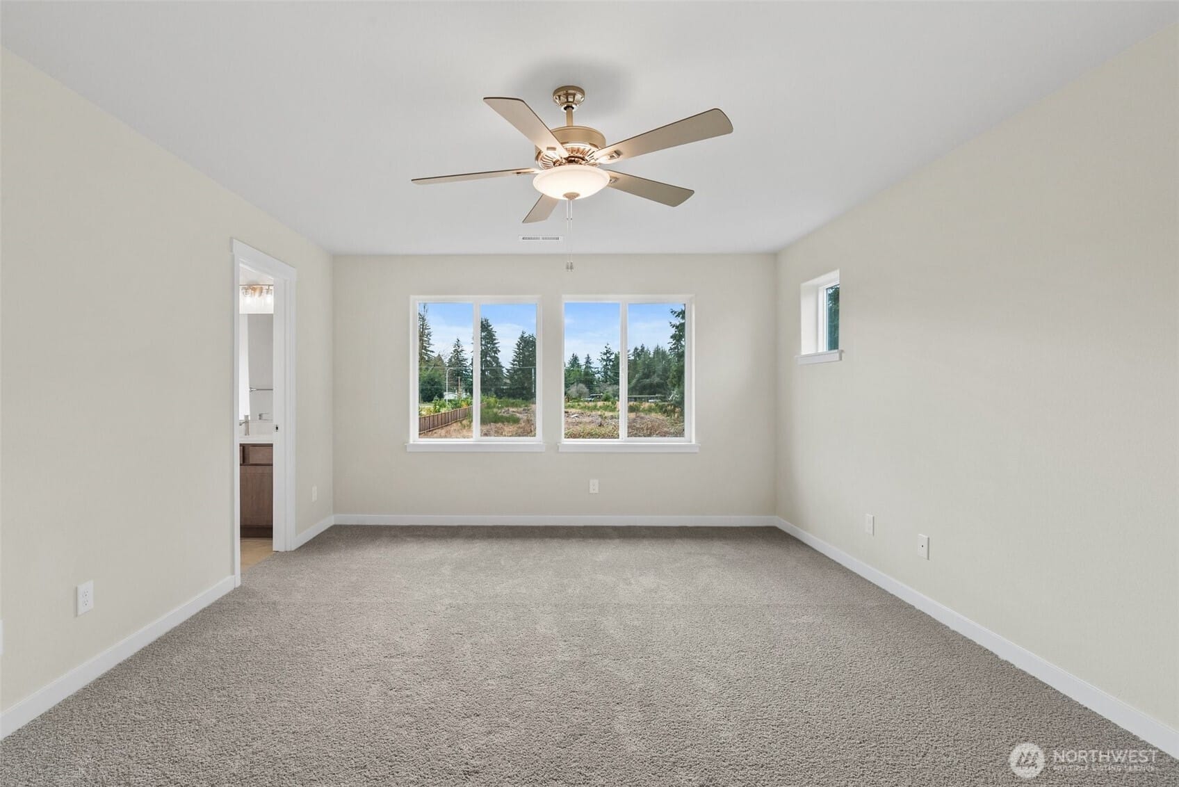 Tumwater, Washington, 98512, United States, 4 Bedrooms Bedrooms, ,3 BathroomsBathrooms,Residential,For Sale,1941902
