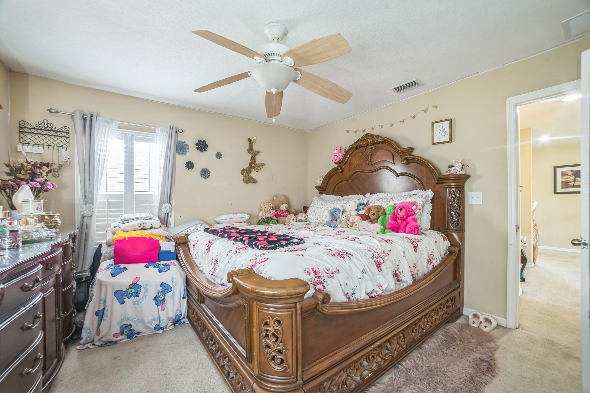 Clermont, Florida, 34711, United States, 5 Bedrooms Bedrooms, ,4 BathroomsBathrooms,Residential,For Sale,1982427