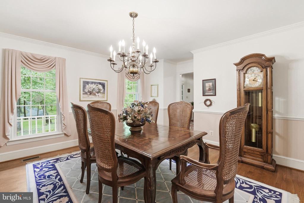 Warrenton, Virginia, 20187, United States, 4 Bedrooms Bedrooms, ,3 BathroomsBathrooms,Residential,For Sale,2048505