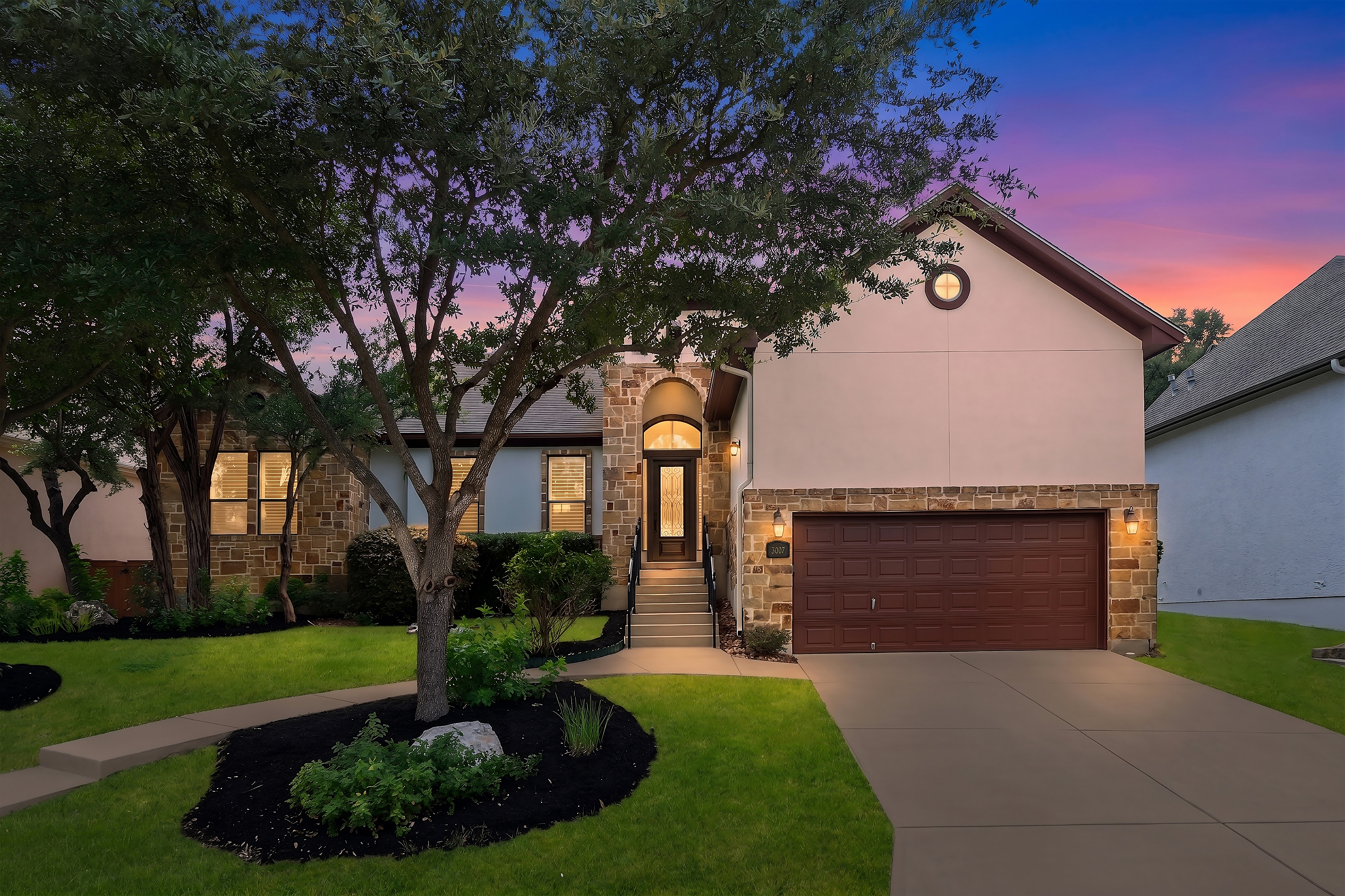  Remodeled Estate Living in Rogers Ranch - 物件實景