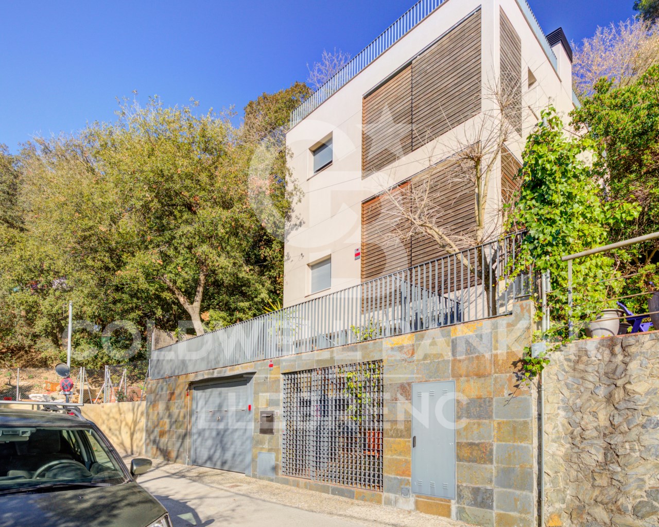 Barcelona, Barcelona, Sarri? - Sant Gervasi, Vallv, Barcelona, Catalonia, ES, 5 Bedrooms Bedrooms, ,4 BathroomsBathrooms,Residential,For Sale,Barcelona, Barcelona, Sarri? - Sant Gervasi, Vallv,1535931