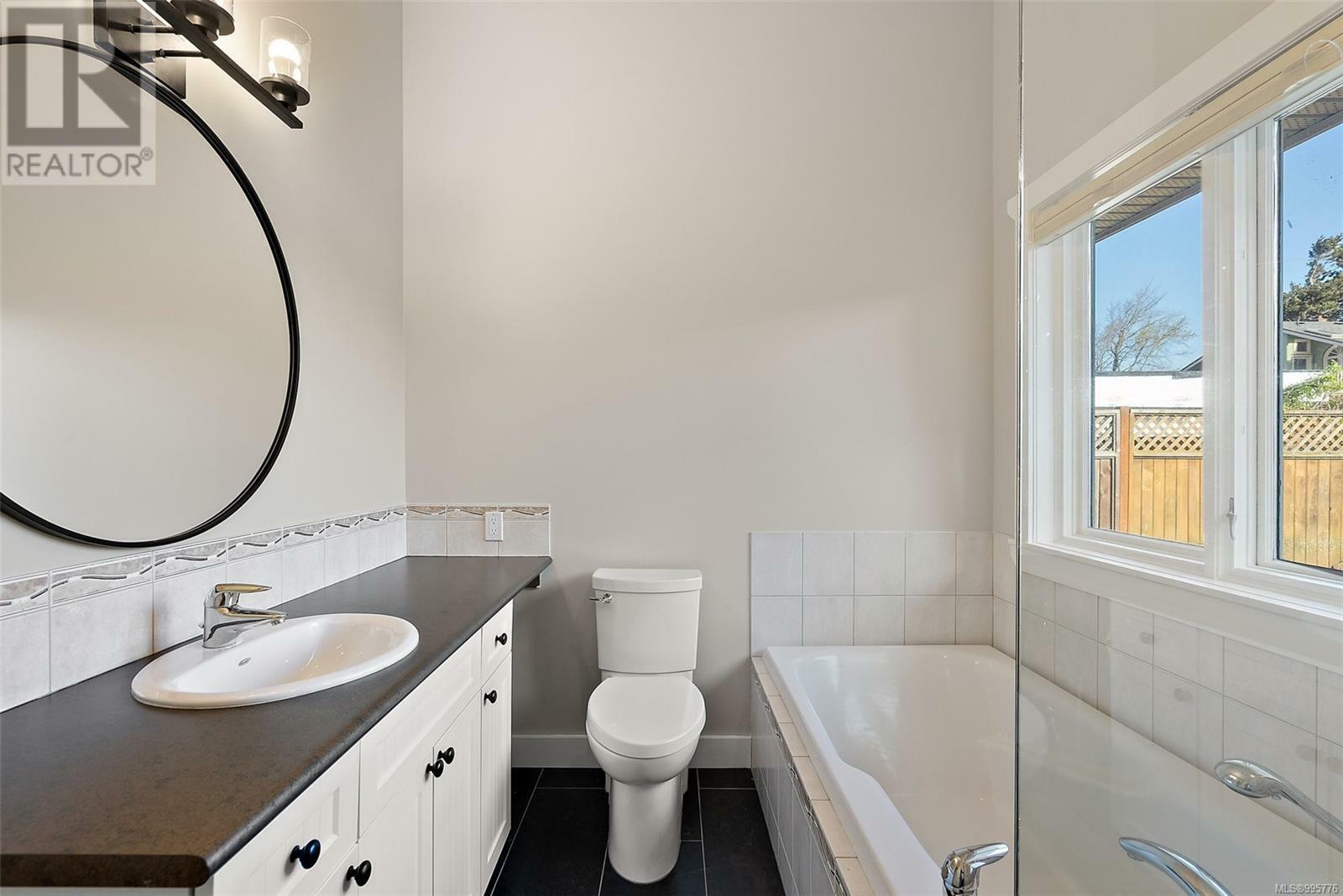 VICTORIA, British Columbia, V8V 1A8, CA, 4 Bedrooms Bedrooms, ,4 BathroomsBathrooms,Residential,For Sale,1876400