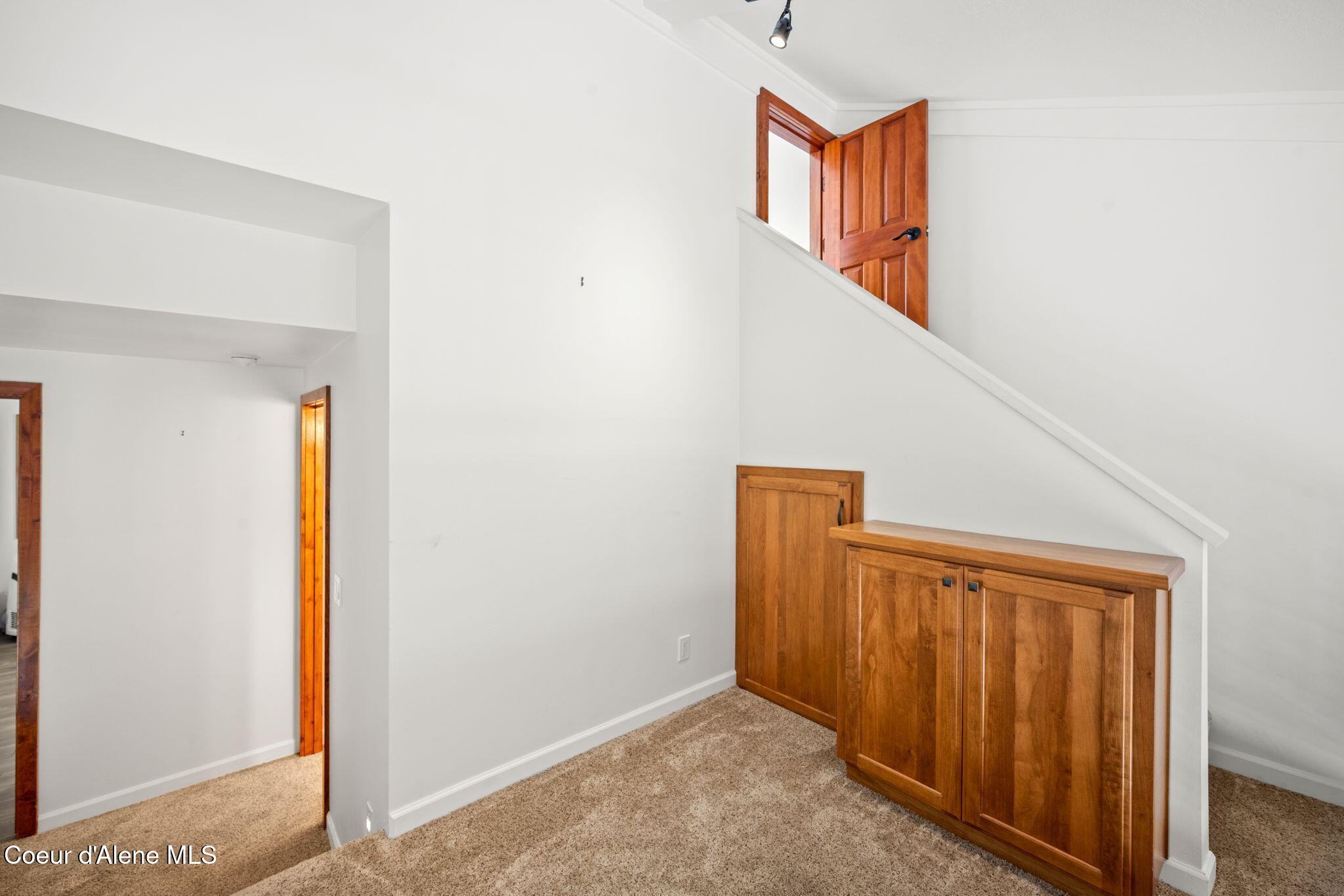 Sandpoint, Idaho, 83864, United States, 2 Bedrooms Bedrooms, ,Residential,For Sale,1999748