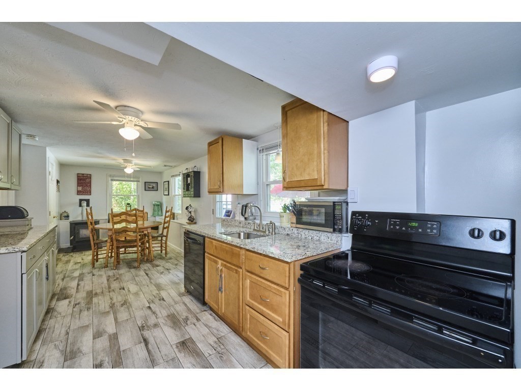 Stoughton, Massachusetts, 02072, United States, 7 Bedrooms Bedrooms, ,5 BathroomsBathrooms,Residential,For Sale,1943910