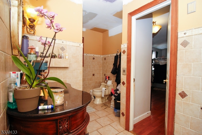 Vernon Twp., New Jersey, 07461-4534, United States, 5 Bedrooms Bedrooms, ,3 BathroomsBathrooms,Residential,For Sale,1977307