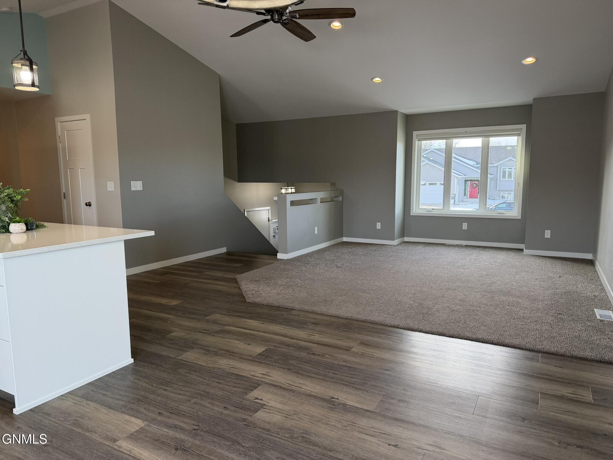 Bismarck, North Dakota, 58504, United States, 5 Bedrooms Bedrooms, ,2 BathroomsBathrooms,Residential,For Sale,1986096