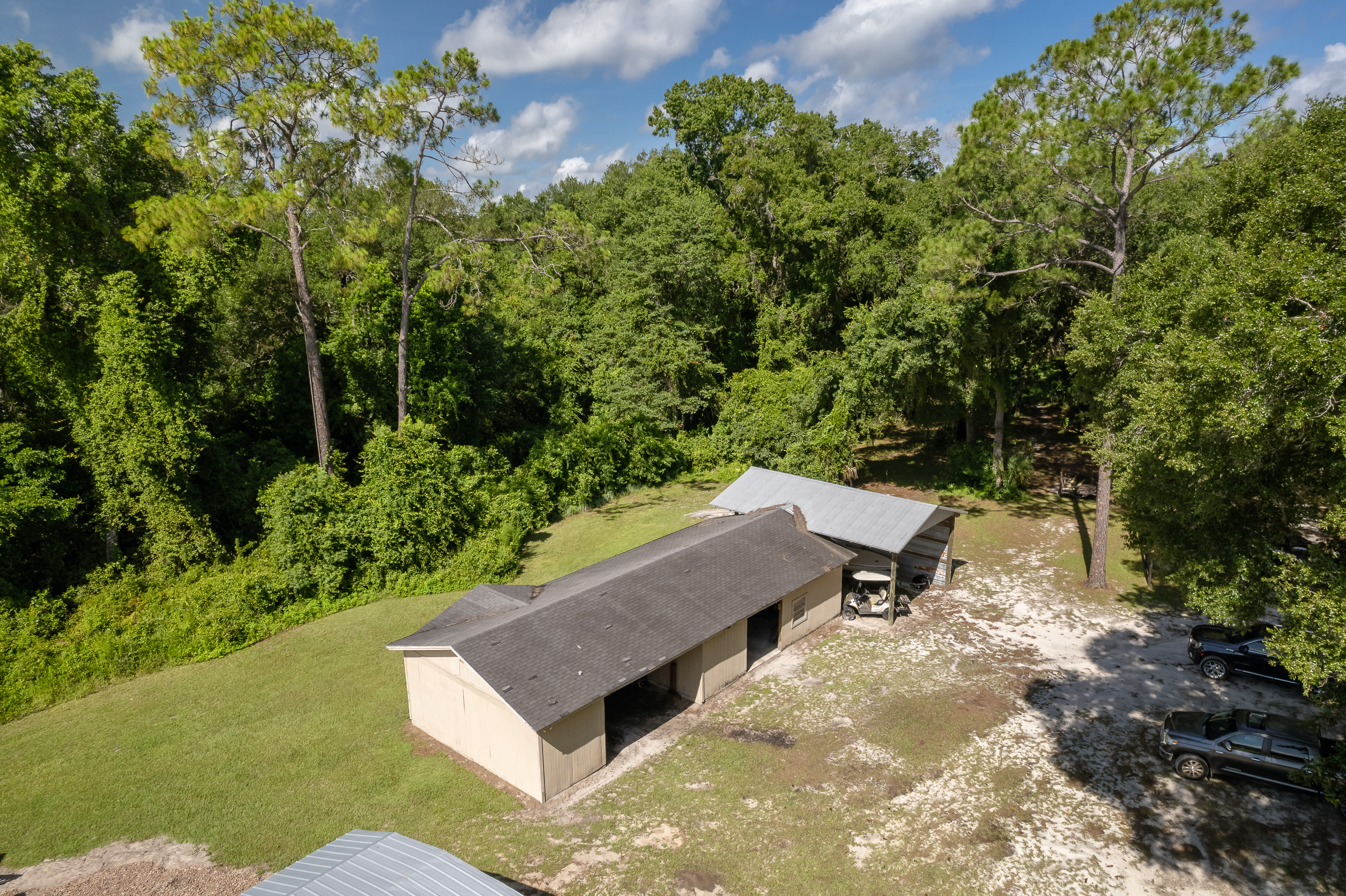 Hawthorne, Florida, 32640, United States, 5 Bedrooms Bedrooms, ,2 BathroomsBathrooms,Residential,For Sale,1903674