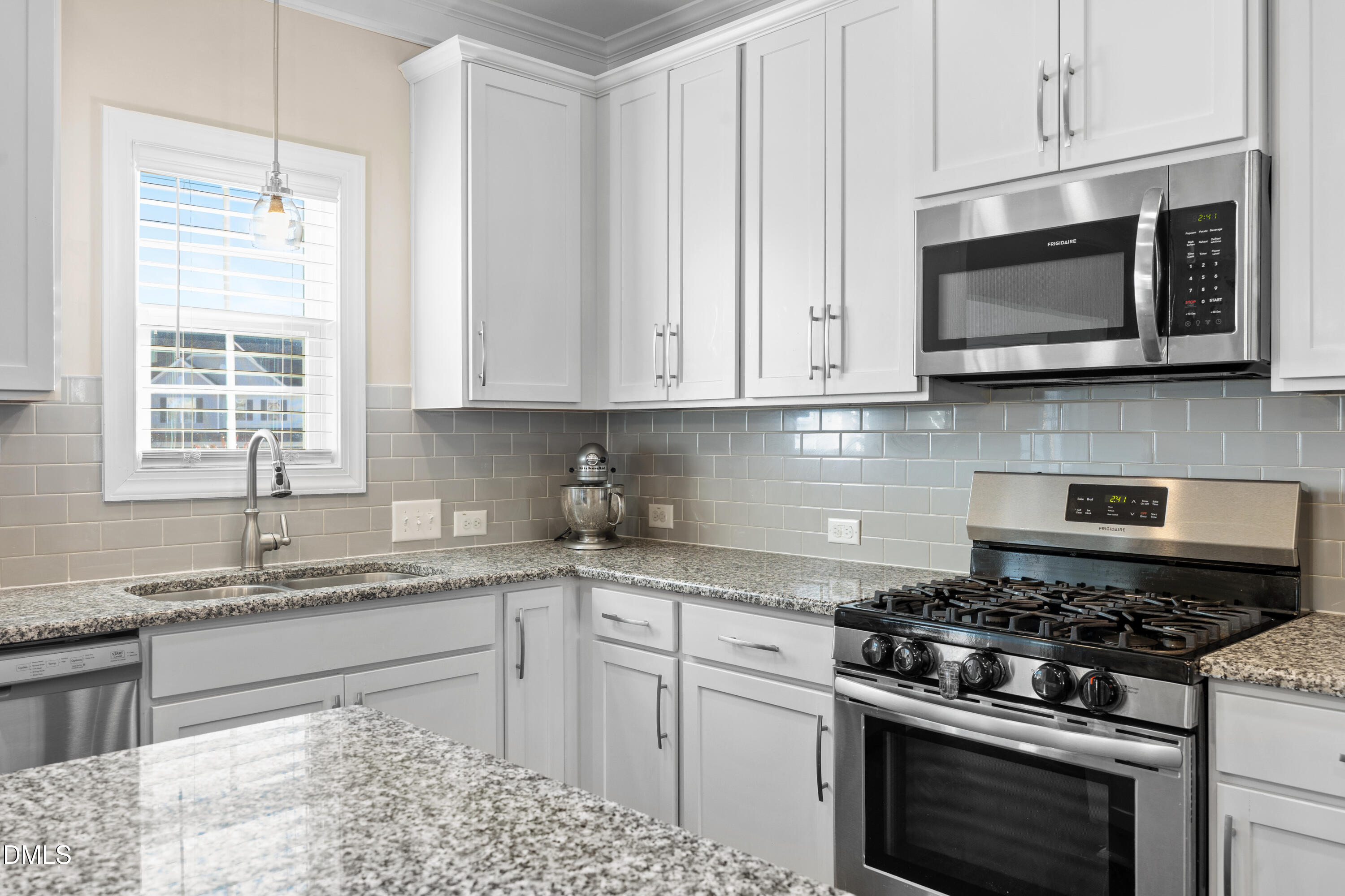 Fuquay Varina, North Carolina, 27526, United States, 5 Bedrooms Bedrooms, ,4 BathroomsBathrooms,Residential,For Sale,1990818