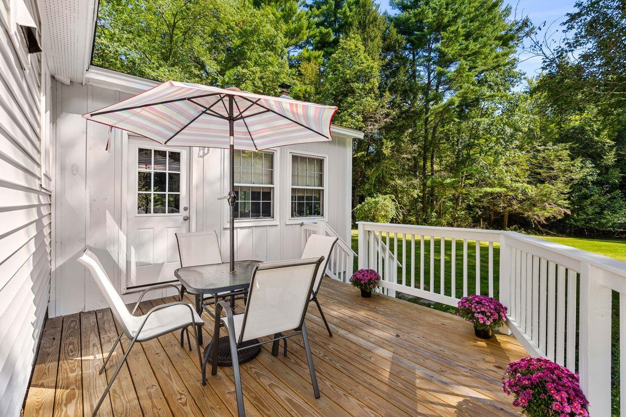 Amherst, New Hampshire, 03031, United States, 2 Bedrooms Bedrooms, ,1 BathroomBathrooms,Residential,For Sale,1996144