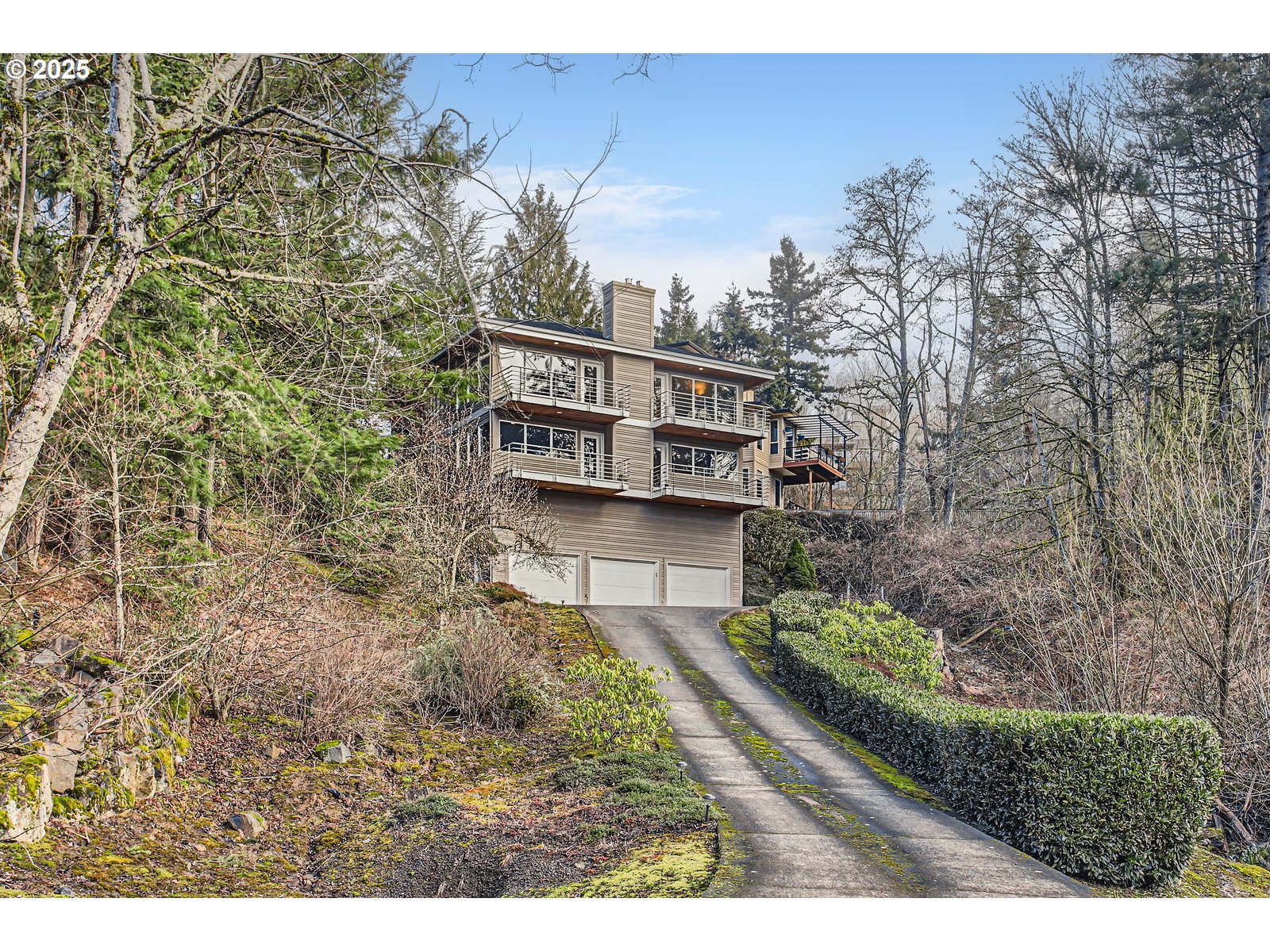 Portland, Oregon, 97229, United States, 3 Bedrooms Bedrooms, ,4 BathroomsBathrooms,Residential,For Sale,1982517