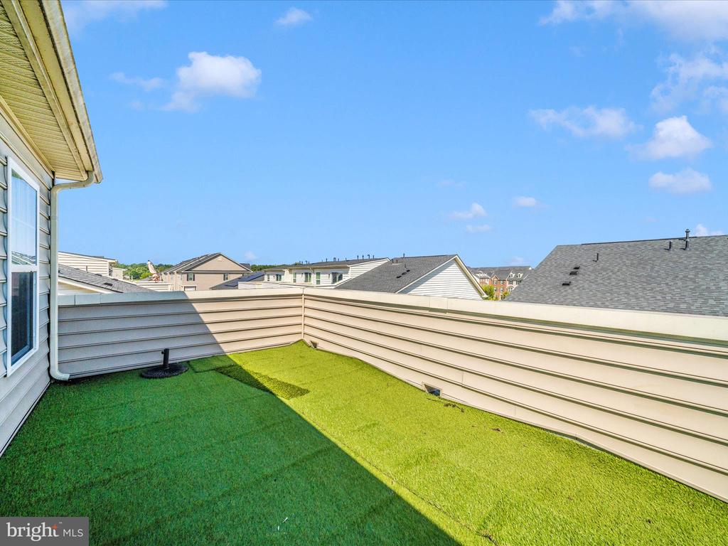 Greenbelt, Maryland, 20770, United States, 3 Bedrooms Bedrooms, ,4 BathroomsBathrooms,Residential,For Sale,1981928