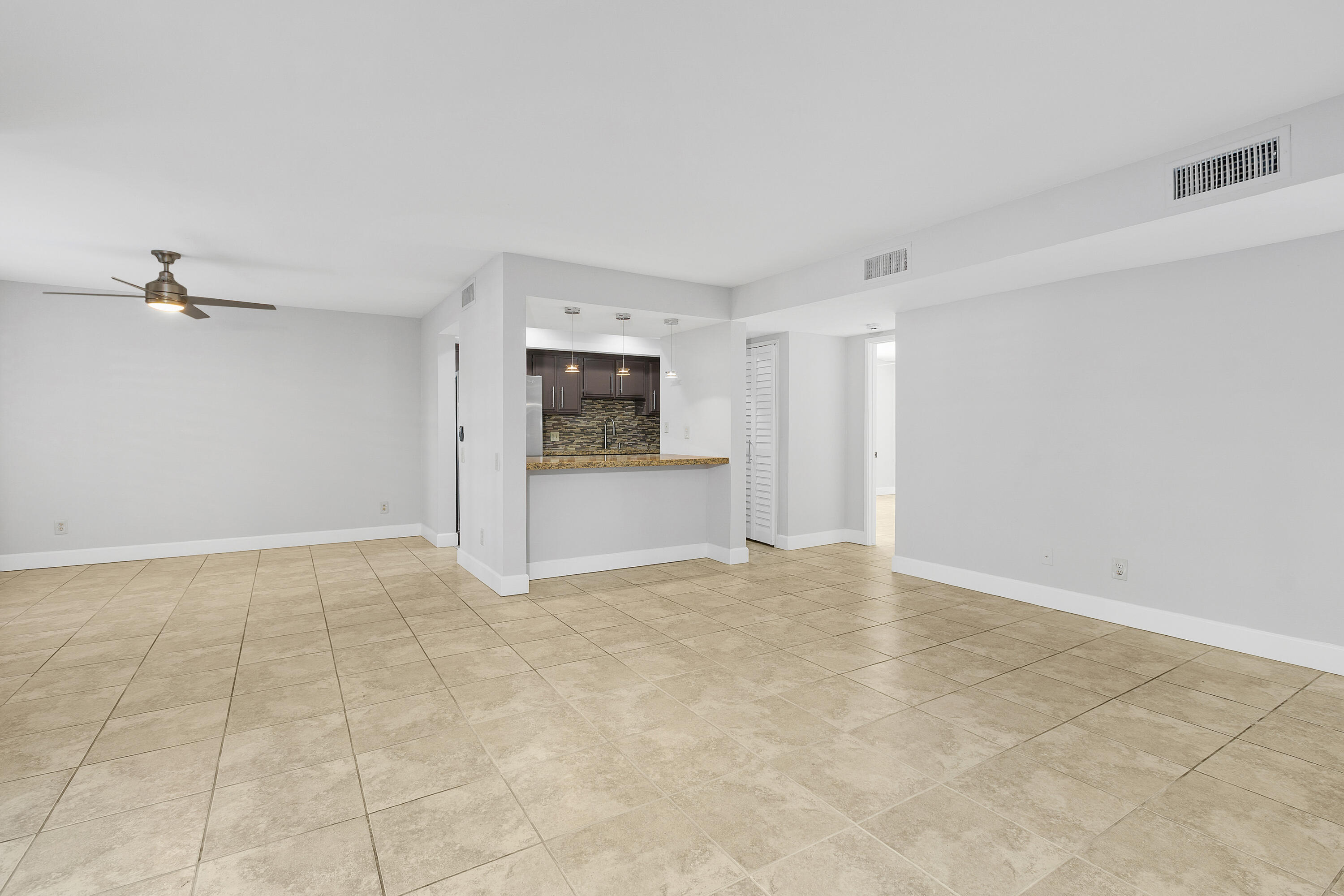 Palm Springs, California, 92264, United States, 3 Bedrooms Bedrooms, ,2 BathroomsBathrooms,Residential,For Sale,1998935