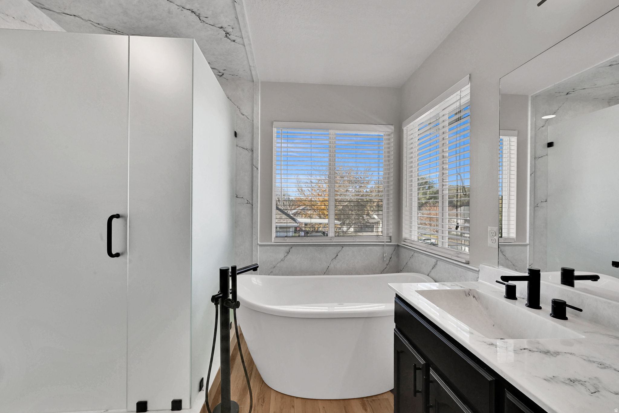 Clinton, Utah, 84015, United States, 5 Bedrooms Bedrooms, ,3 BathroomsBathrooms,Residential,For Sale,1987600