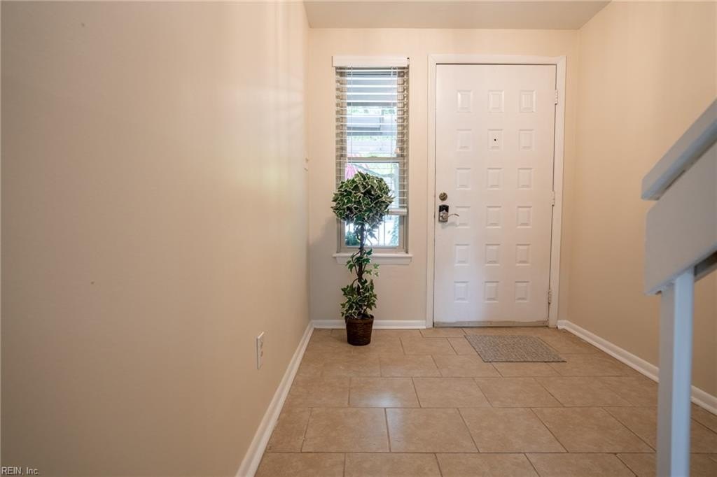 Virginia Beach, Virginia, 23455, United States, 3 Bedrooms Bedrooms, ,4 BathroomsBathrooms,Residential,For Sale,1921851