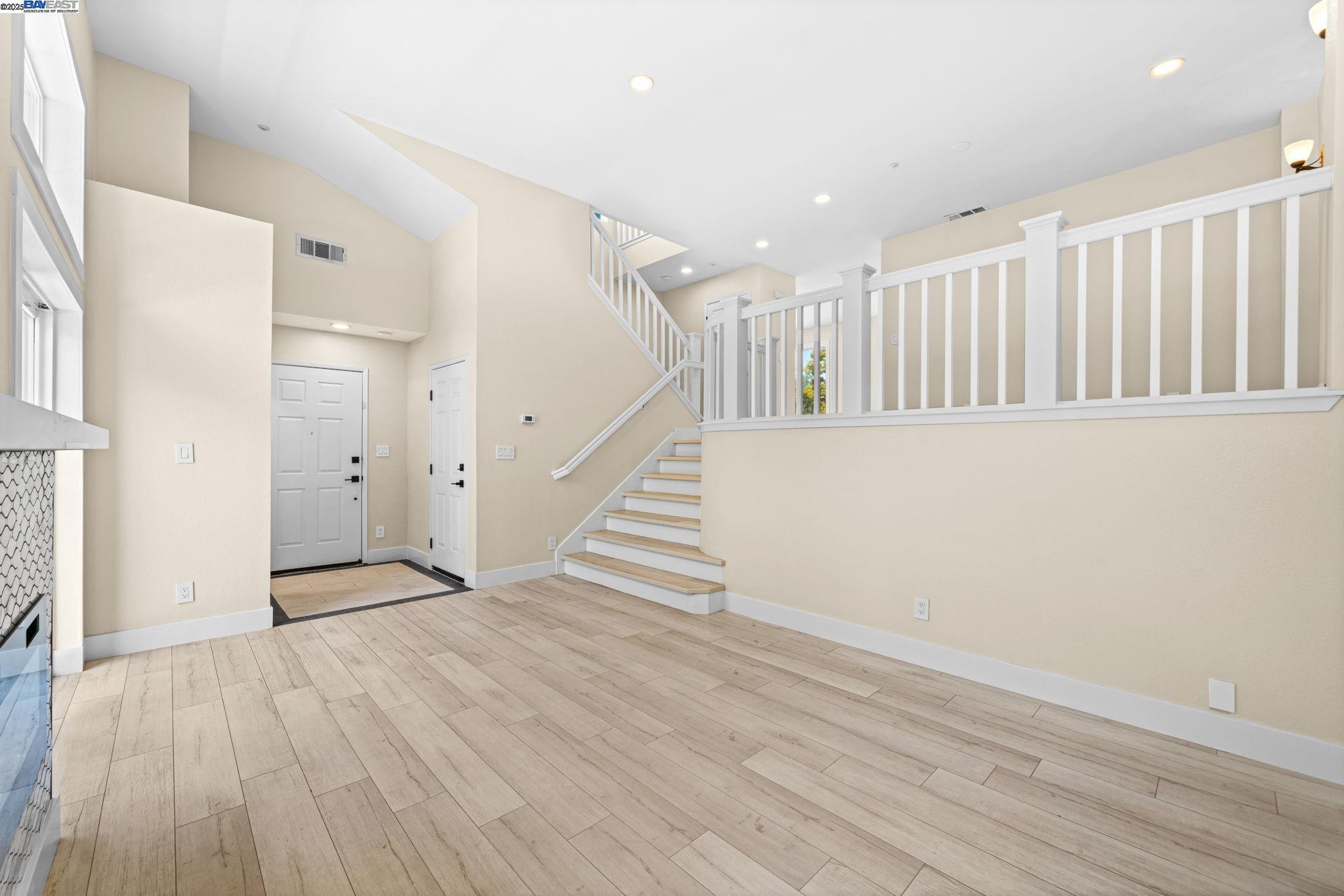 Dublin, California, 94568, United States, 3 Bedrooms Bedrooms, ,3 BathroomsBathrooms,Residential,For Sale,2006259