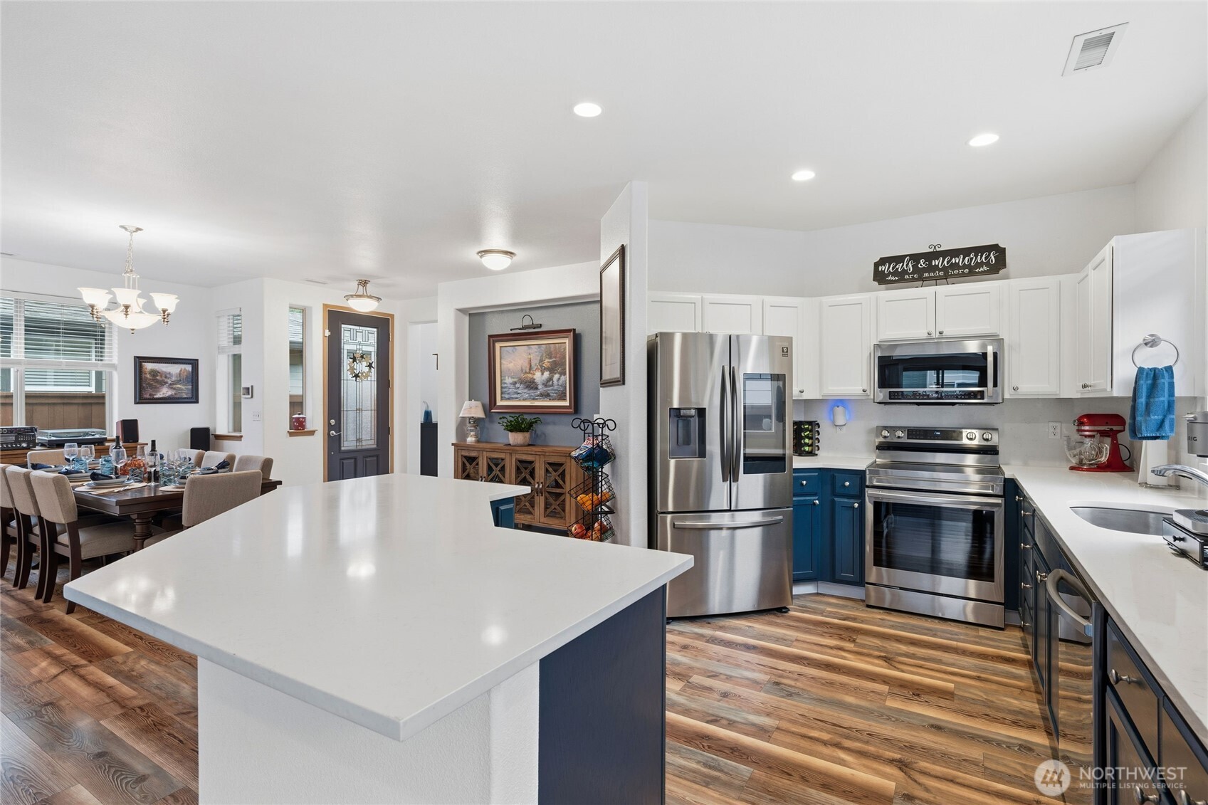 Lacey, Washington, 98516, United States, 2 Bedrooms Bedrooms, ,1 BathroomBathrooms,Residential,For Sale,1987795