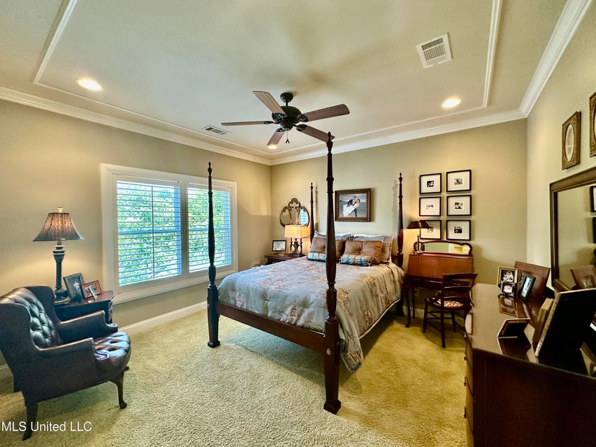Clinton, Mississippi, 39056, United States, 5 Bedrooms Bedrooms, ,3 BathroomsBathrooms,Residential,For Sale,1904228