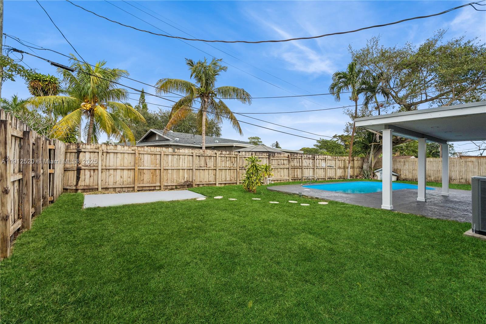 Margate, Florida, 33063, United States, 4 Bedrooms Bedrooms, ,2 BathroomsBathrooms,Residential,For Sale,1990228