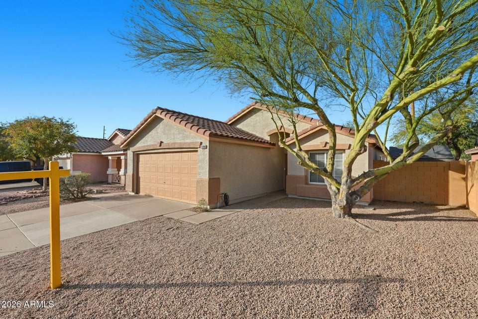 Chandler, Arizona, 85286, United States, 4 Bedrooms Bedrooms, ,2 BathroomsBathrooms,Residential,For Sale,2013567