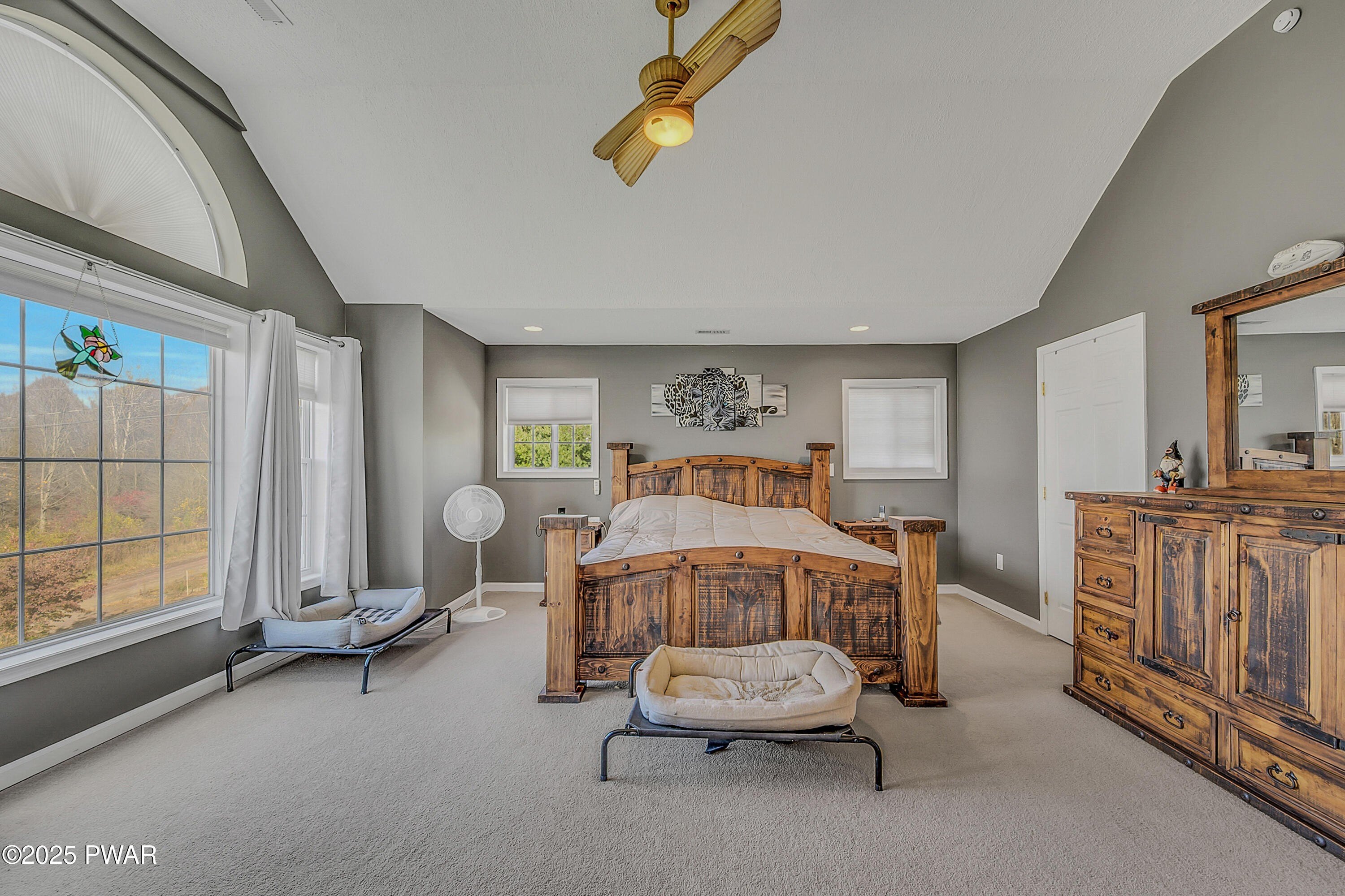 Moscow, Pennsylvania, 18444, United States, 4 Bedrooms Bedrooms, ,3 BathroomsBathrooms,Residential,For Sale,1987034