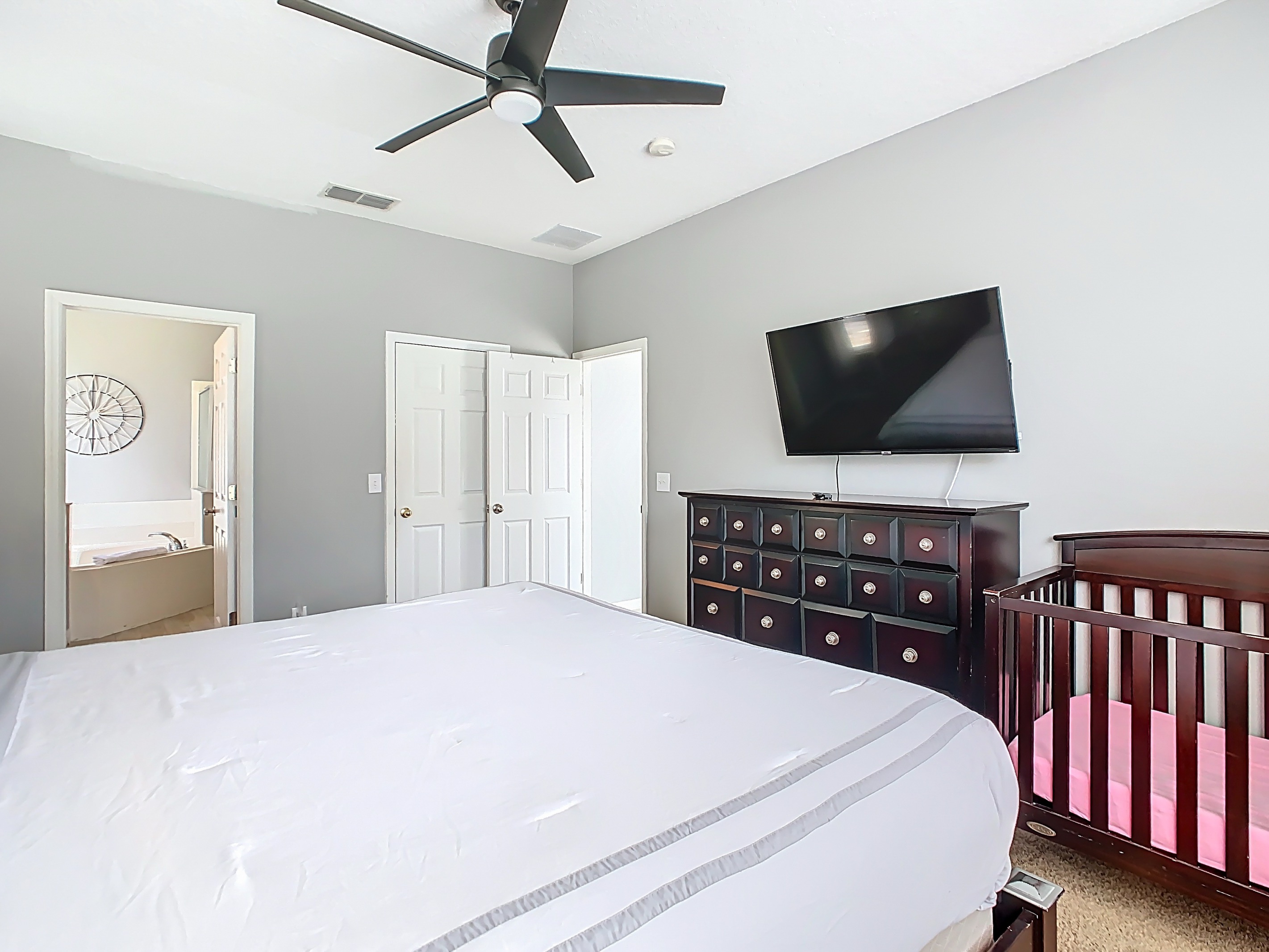 Kissimmee, Florida, 34747, United States, 6 Bedrooms Bedrooms, ,5 BathroomsBathrooms,Residential,For Sale,1920294