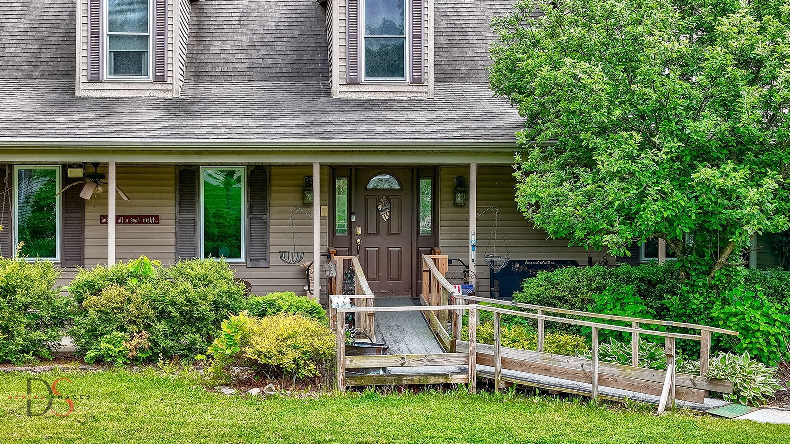 Marseilles, Illinois, 61341, United States, 6 Bedrooms Bedrooms, ,6 BathroomsBathrooms,Residential,For Sale,1925611