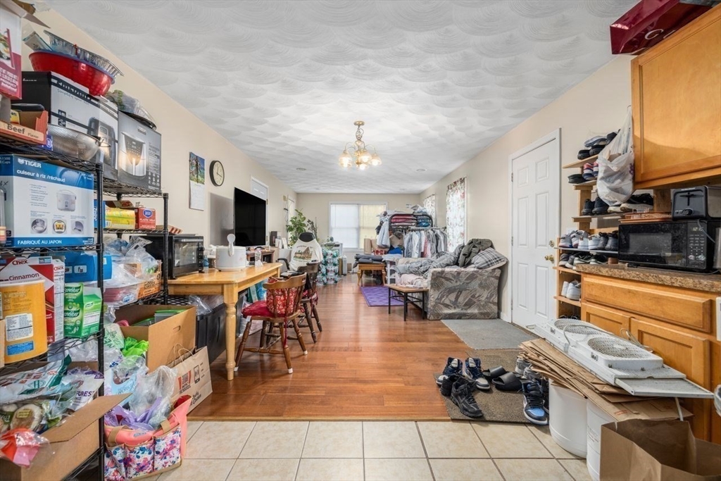 Providence, Rhode Island, 02920, United States, 6 Bedrooms Bedrooms, ,2 BathroomsBathrooms,Residential,For Sale,1997016