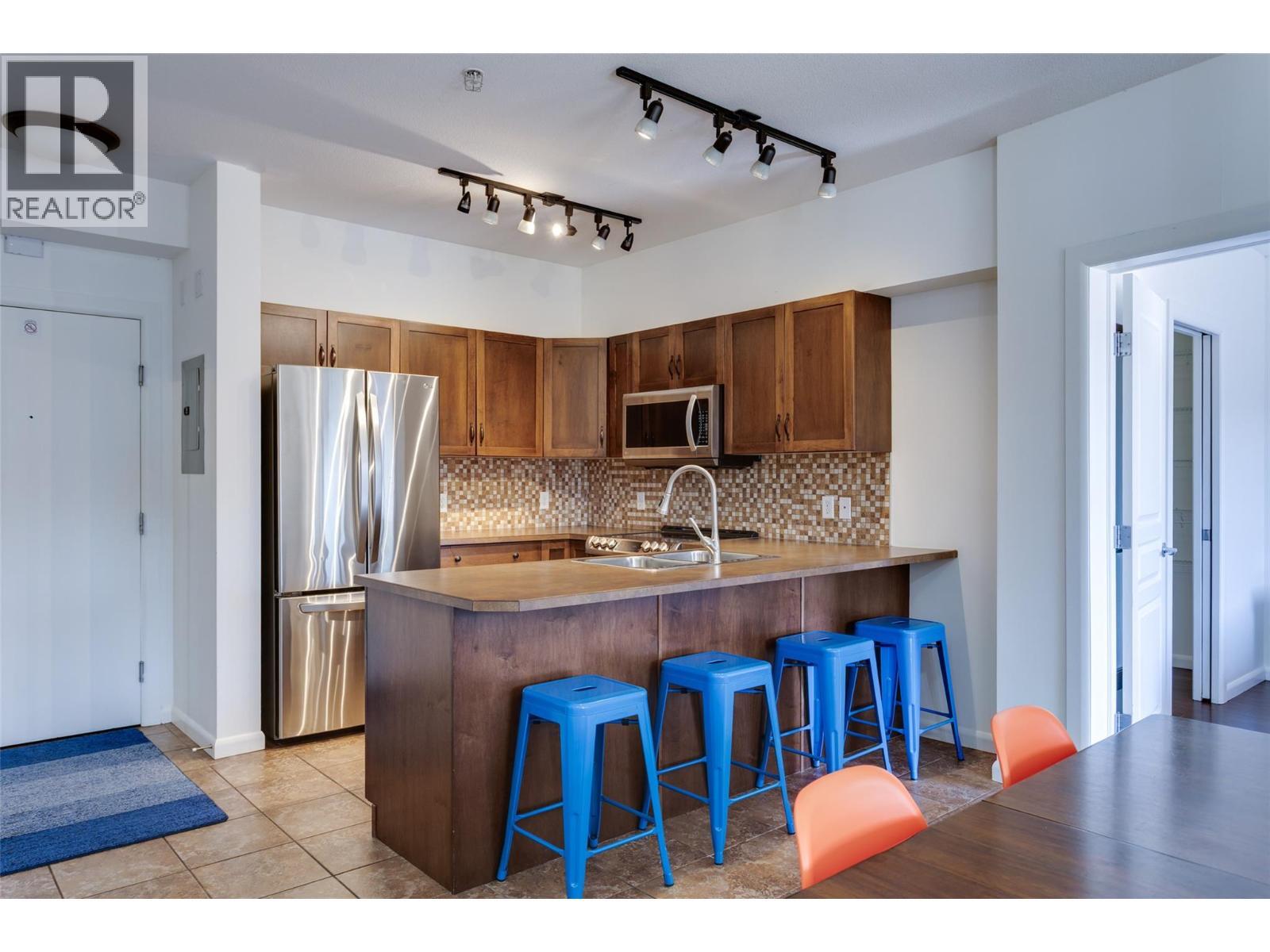 KELOWNA, British Columbia, V1W 3G7, CA, 2 Bedrooms Bedrooms, ,2 BathroomsBathrooms,Residential,For Sale,1960656