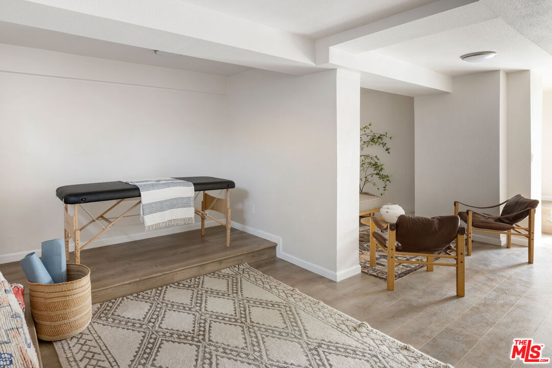 Los Angeles, California, 90065, United States, 3 Bedrooms Bedrooms, ,2 BathroomsBathrooms,Residential,For Sale,1987634