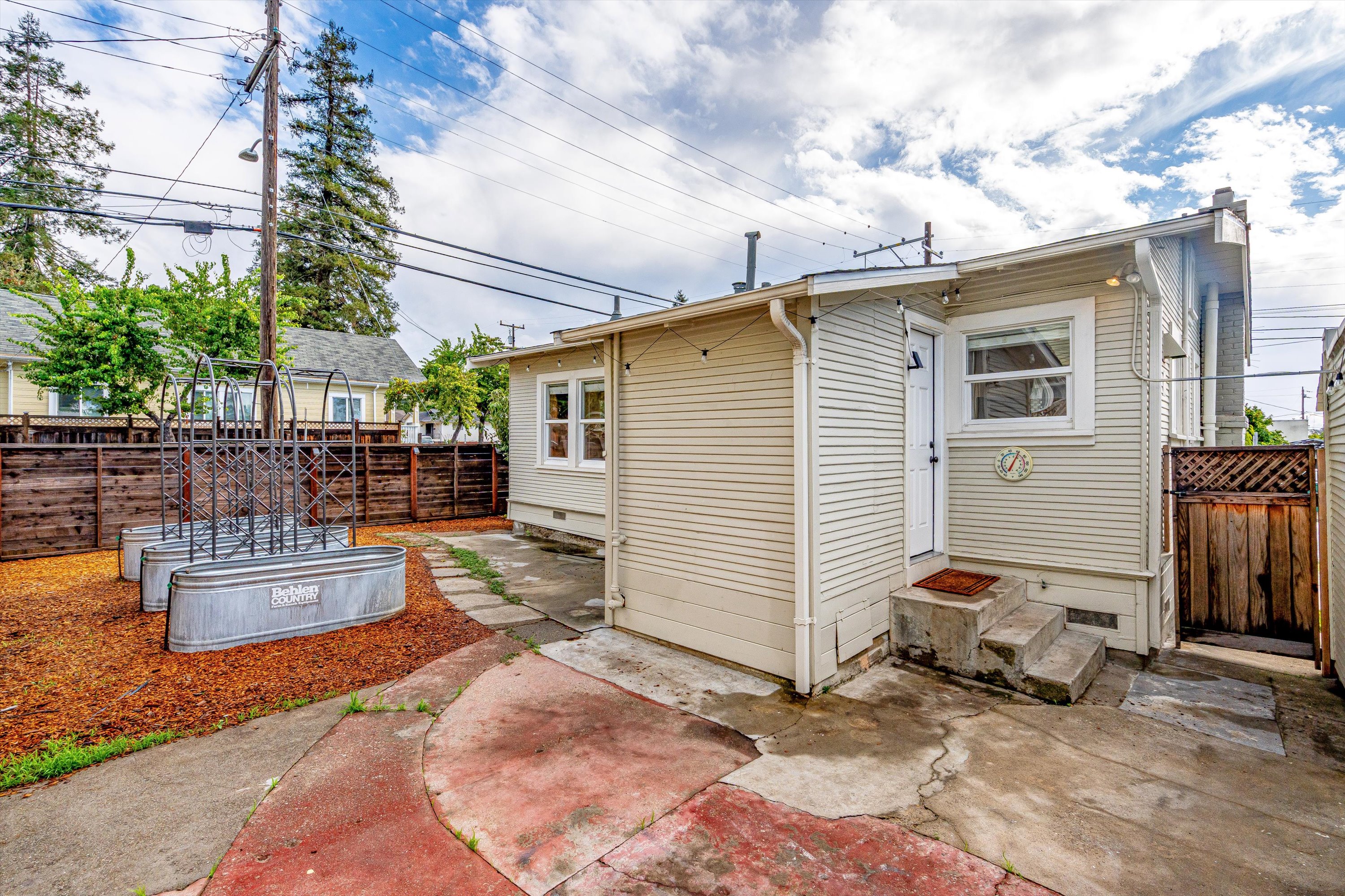  3661 Loma Vista Avenue, Oakland, CA 94619 - 物件實景