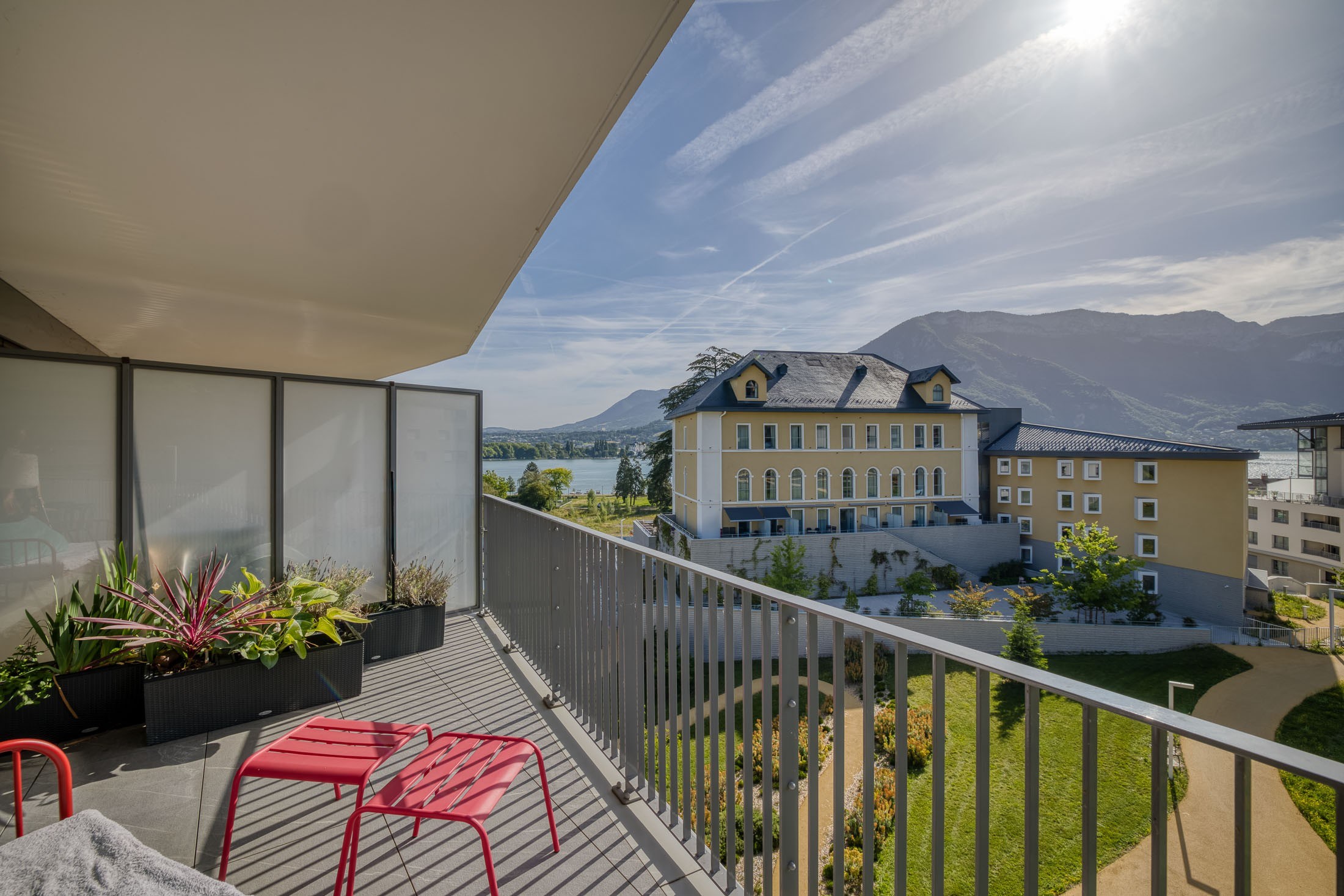  Contemporary apartment with terrace and lake views - 物件實景