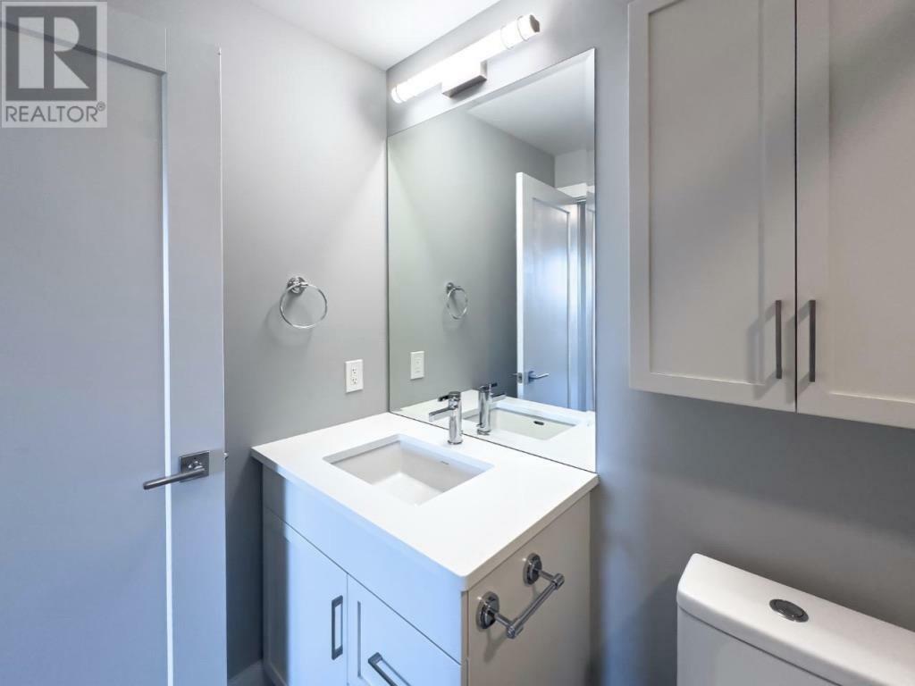KAMLOOPS, British Columbia, V2C 0J8, CA, 2 Bedrooms Bedrooms, ,2 BathroomsBathrooms,Residential,For Sale,1875965